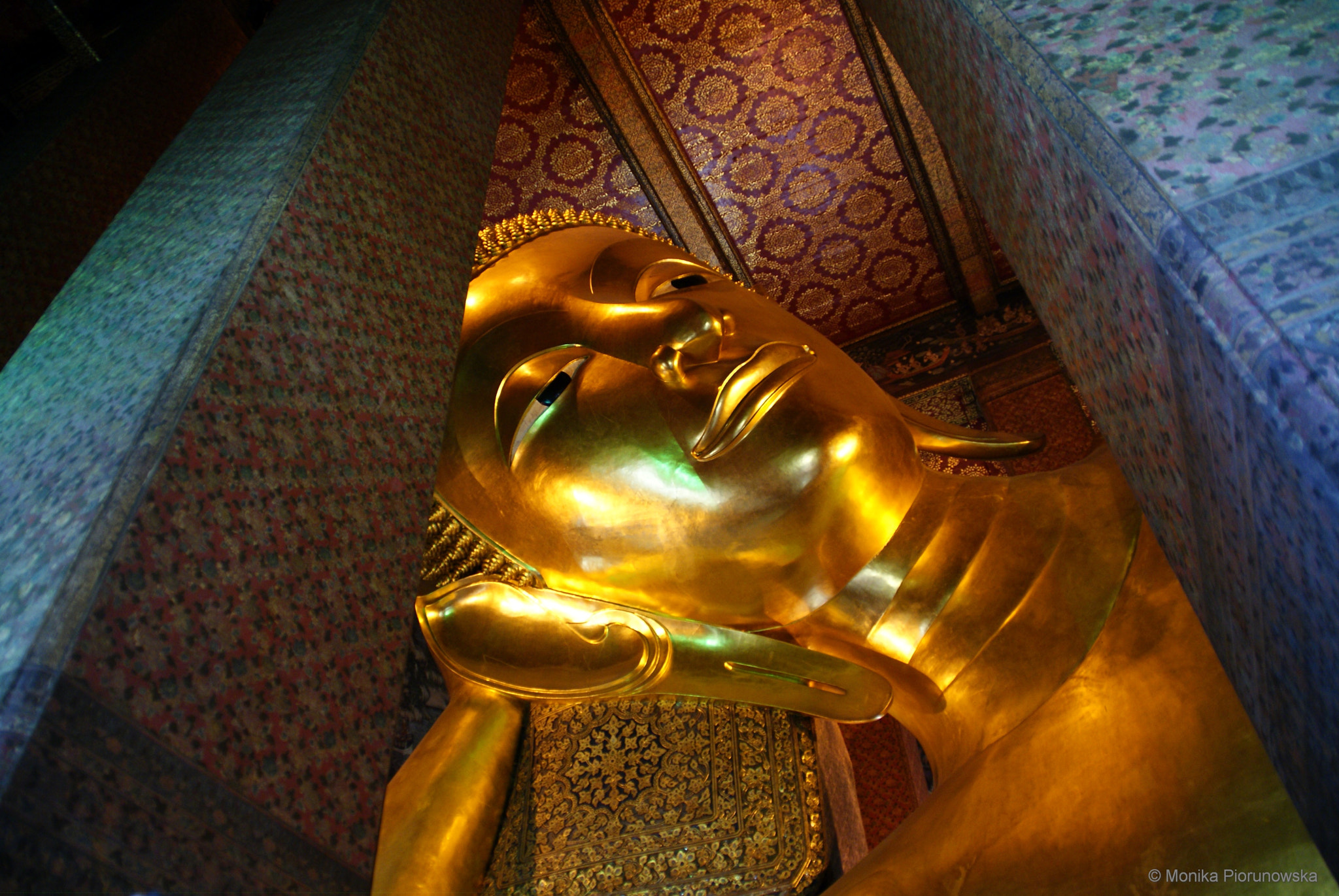 Sony Alpha DSLR-A300 sample photo. Buddha photography