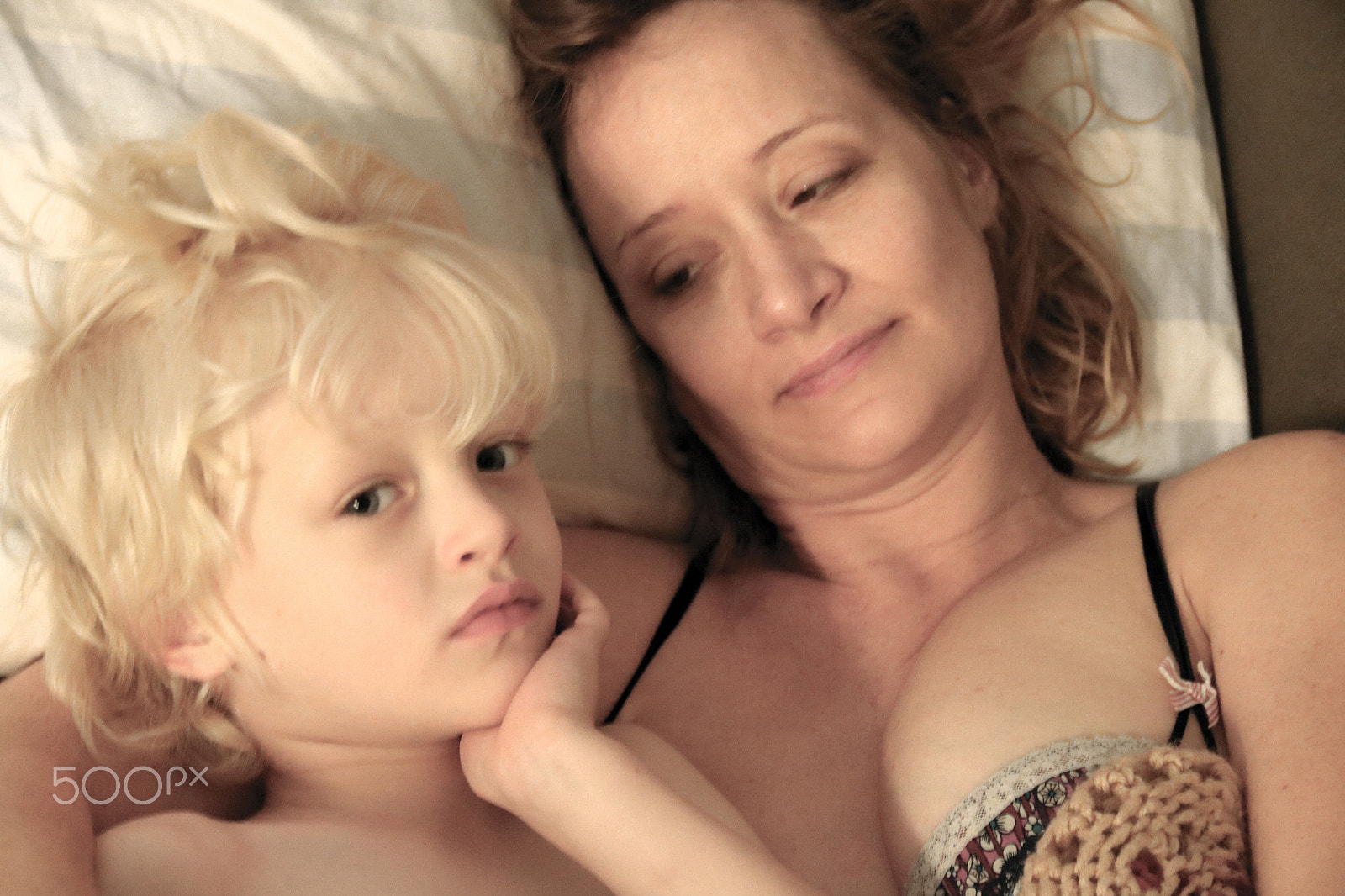 Canon EOS 750D (EOS Rebel T6i / EOS Kiss X8i) sample photo. Mother and son photography