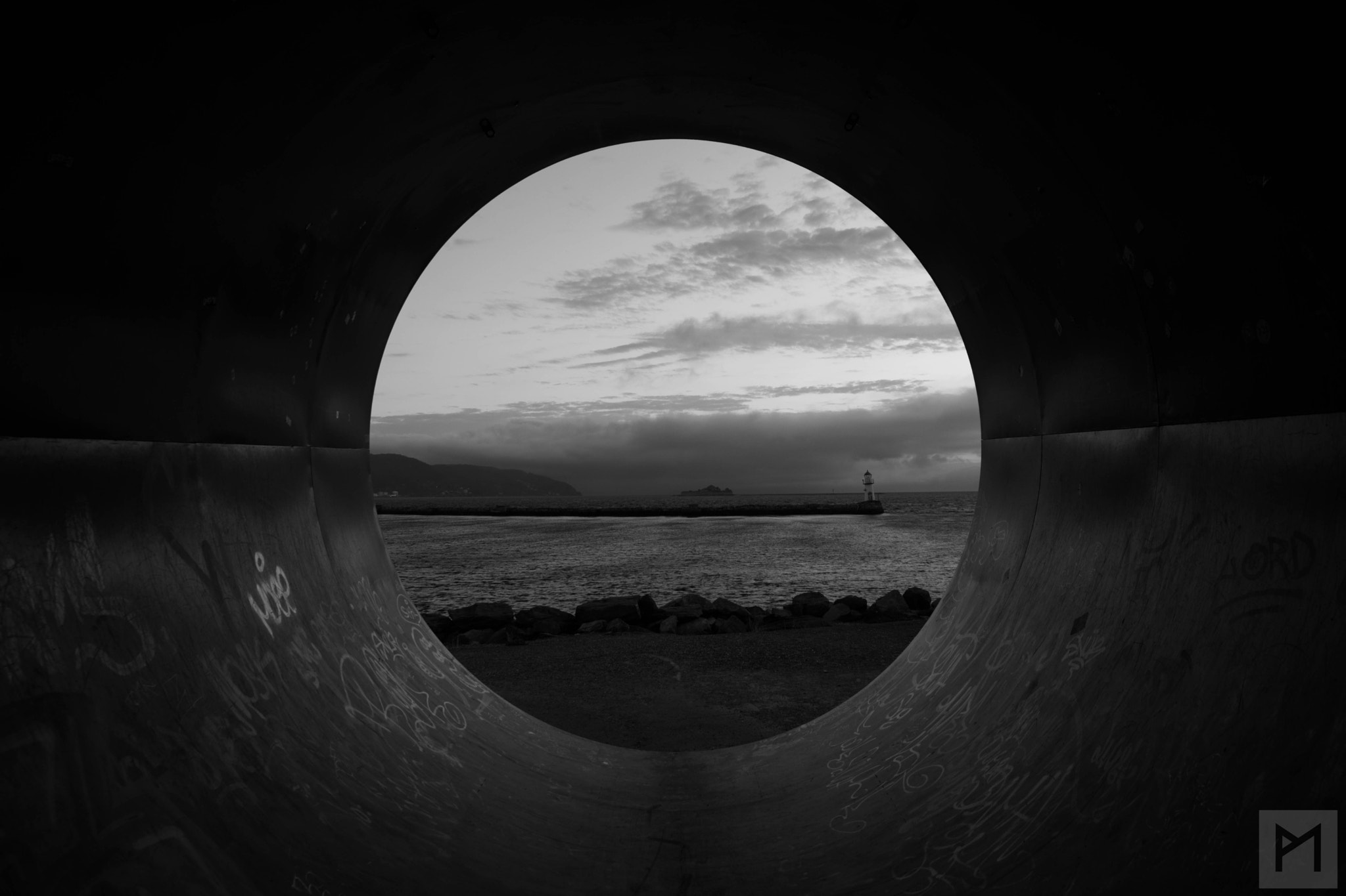Samyang 14mm F2.8 ED AS IF UMC sample photo. Tube-view photography