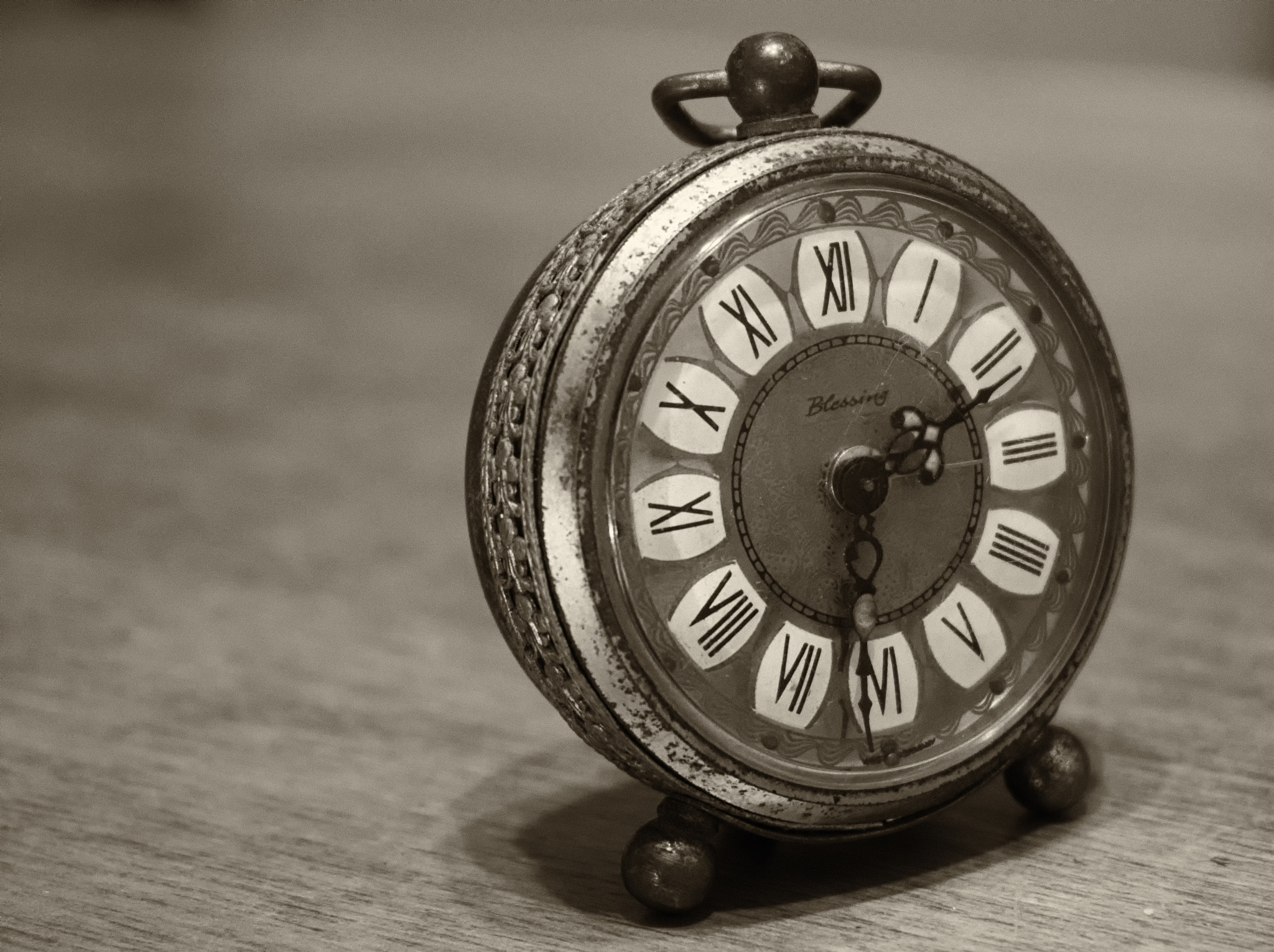 Sony Alpha NEX-5N sample photo. Clock photography