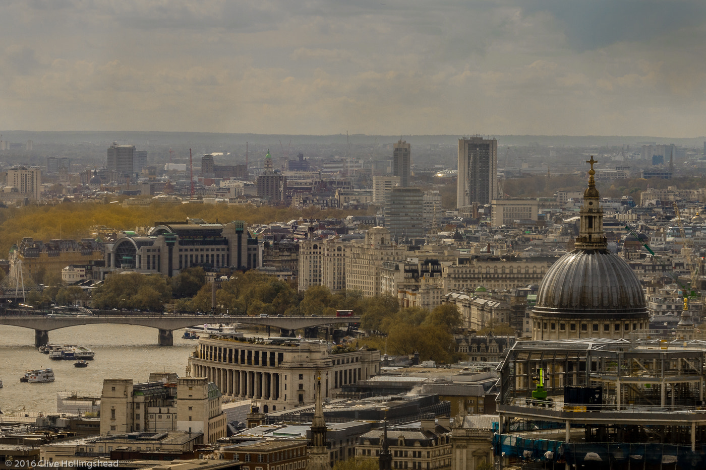 Canon EF 100-400mm F4.5-5.6L IS II USM sample photo. St pauls & the thames photography