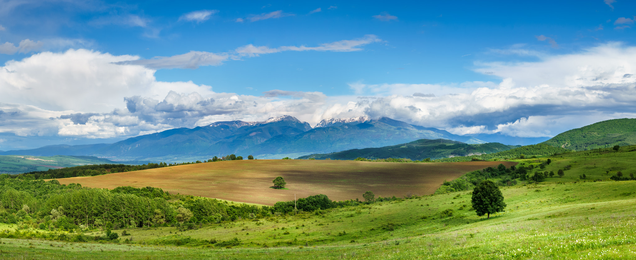 Sony Planar T* 50mm F1.4 ZA SSM sample photo. Clouds over rila mountains photography