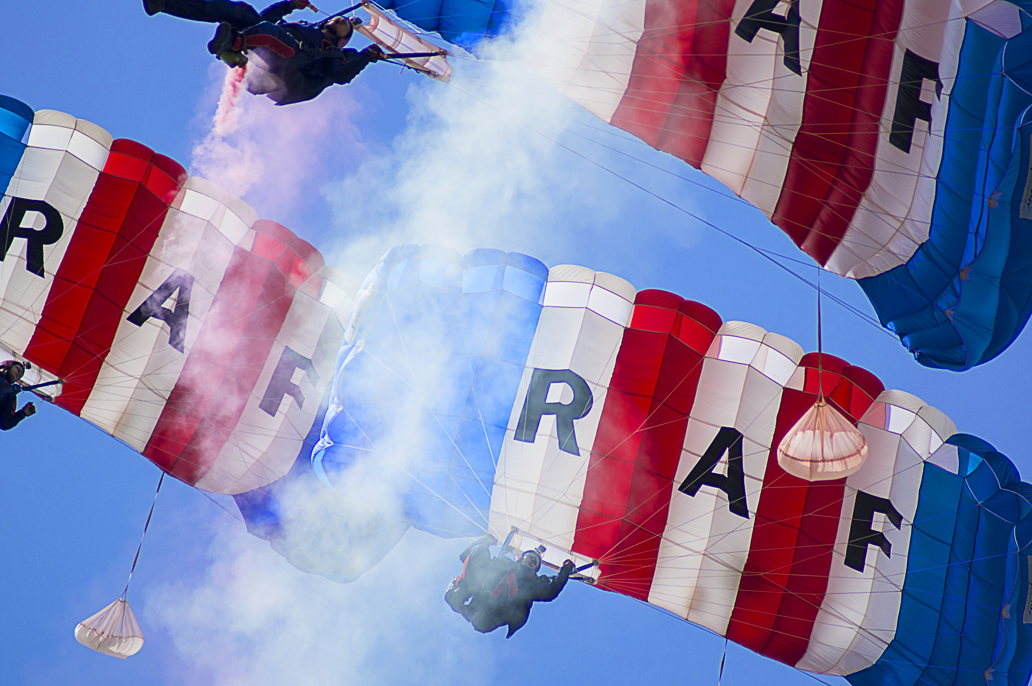 Sony 75-300mm F4.5-5.6 sample photo. The red devil display team photography