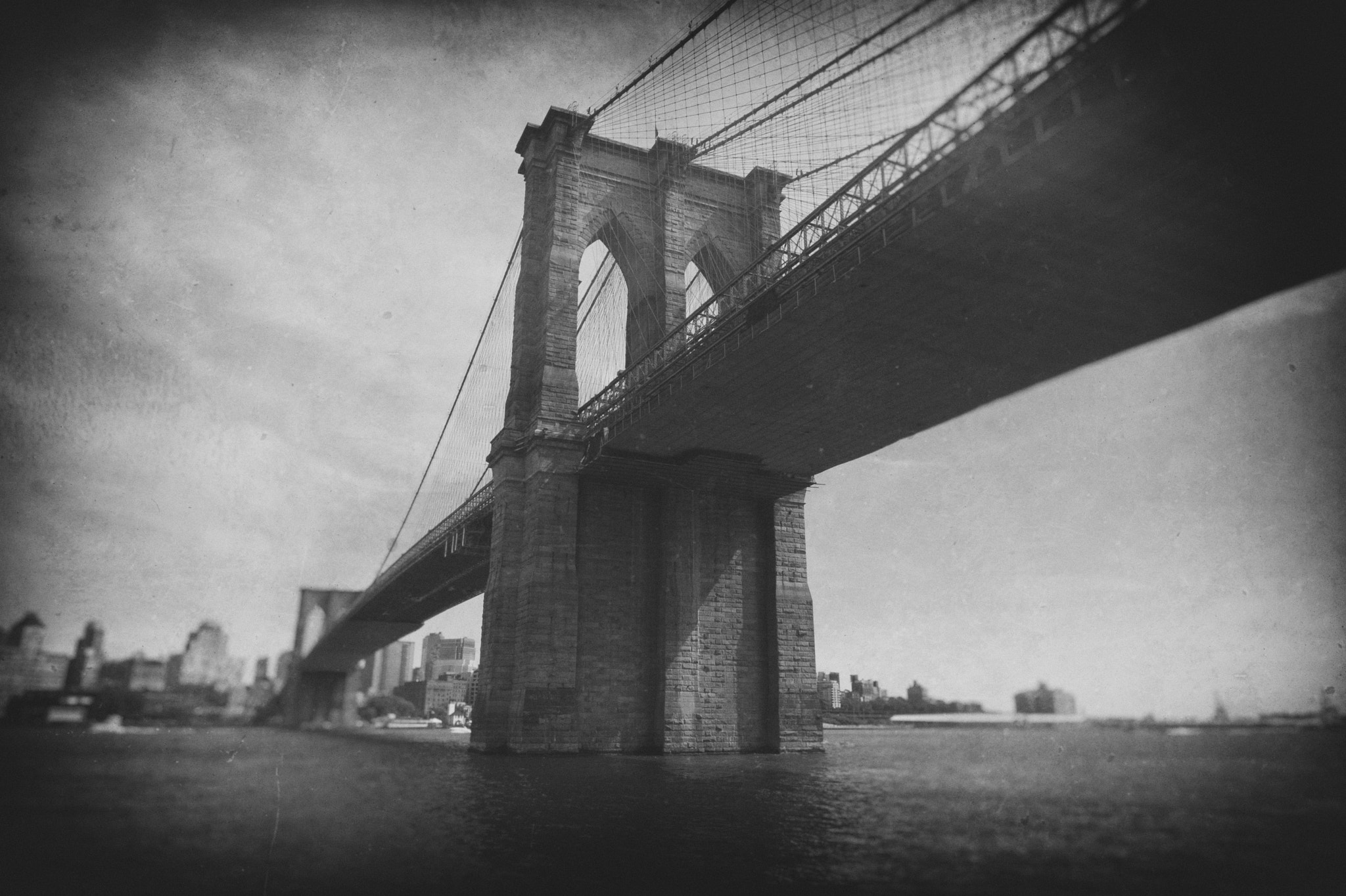 Canon EOS 7D + Canon EF-S 10-18mm F4.5–5.6 IS STM sample photo. Brooklyn bridge photography