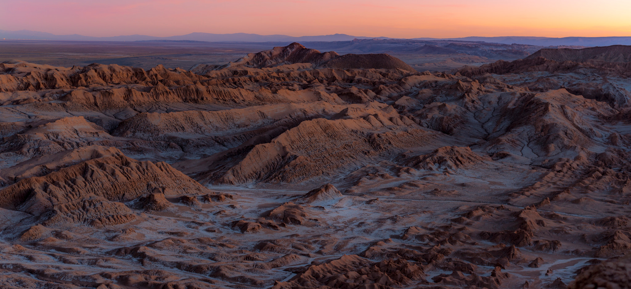 Nikon D800E + Nikon AF Nikkor 50mm F1.8D sample photo. Valle de la luna photography