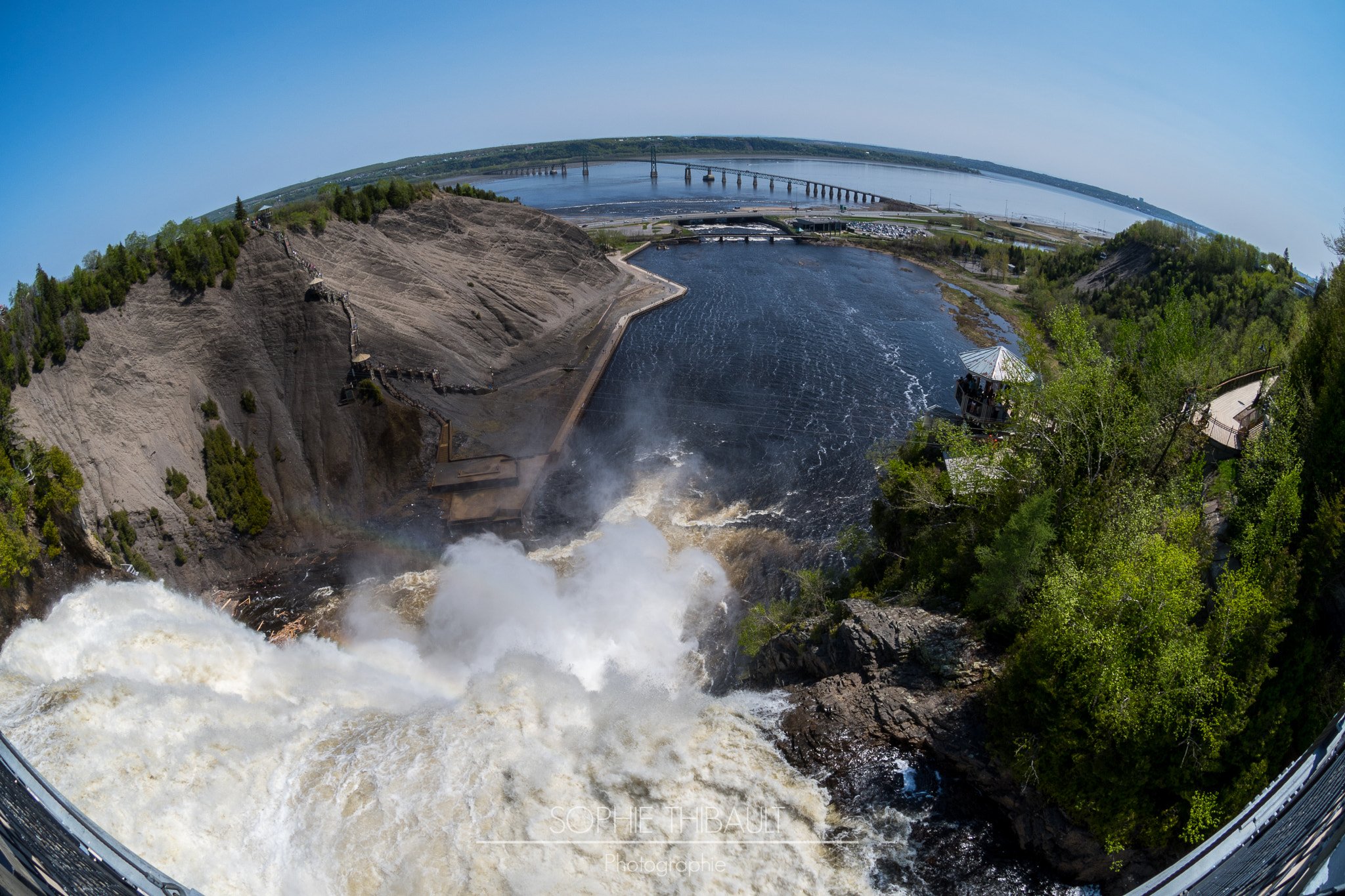 Nikon AF DX Fisheye-Nikkor 10.5mm F2.8G ED sample photo. Chutes montmorency photography