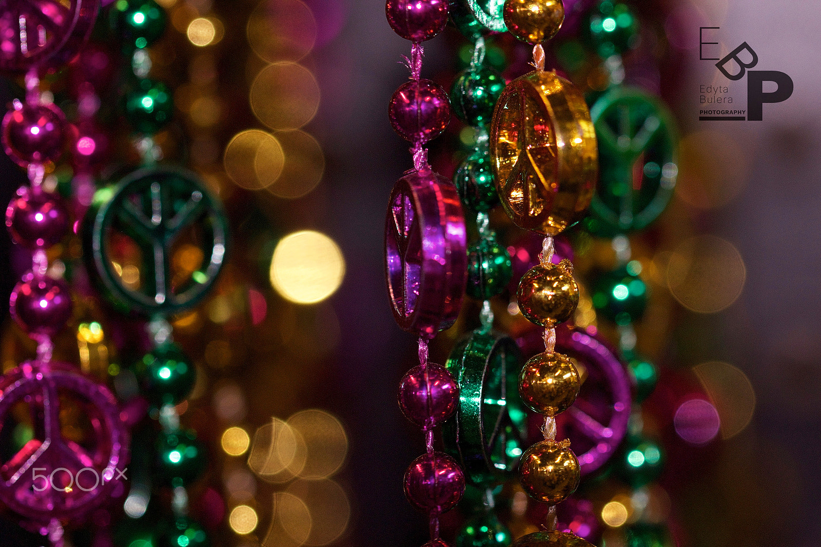 Canon EF 100mm F2.8L Macro IS USM sample photo. Colorful macro. photography