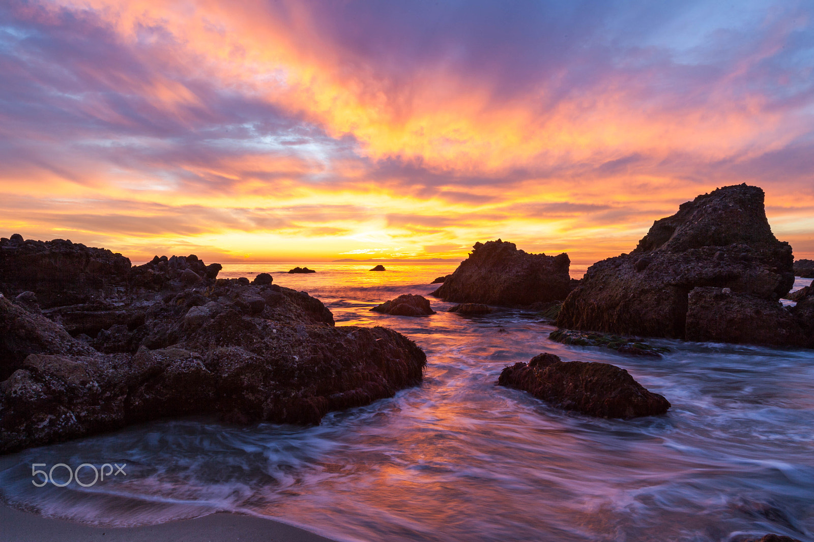 Canon EOS 5D Mark II + Sigma 24-60mm f/2.8 EX DG sample photo. Pearl beach laguna beauty photography