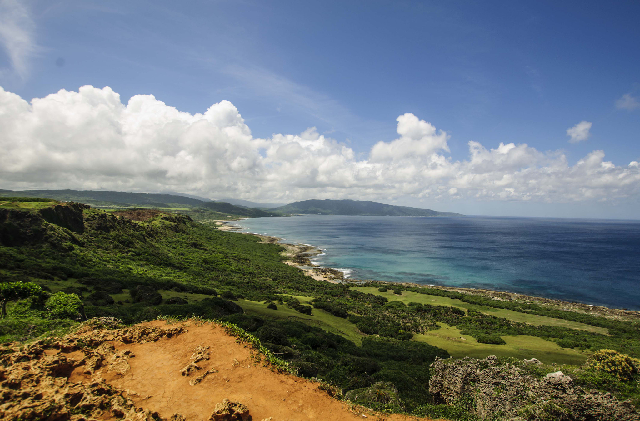 Nikon D5000 + Sigma 10-20mm F3.5 EX DC HSM sample photo. Kenting national park photography