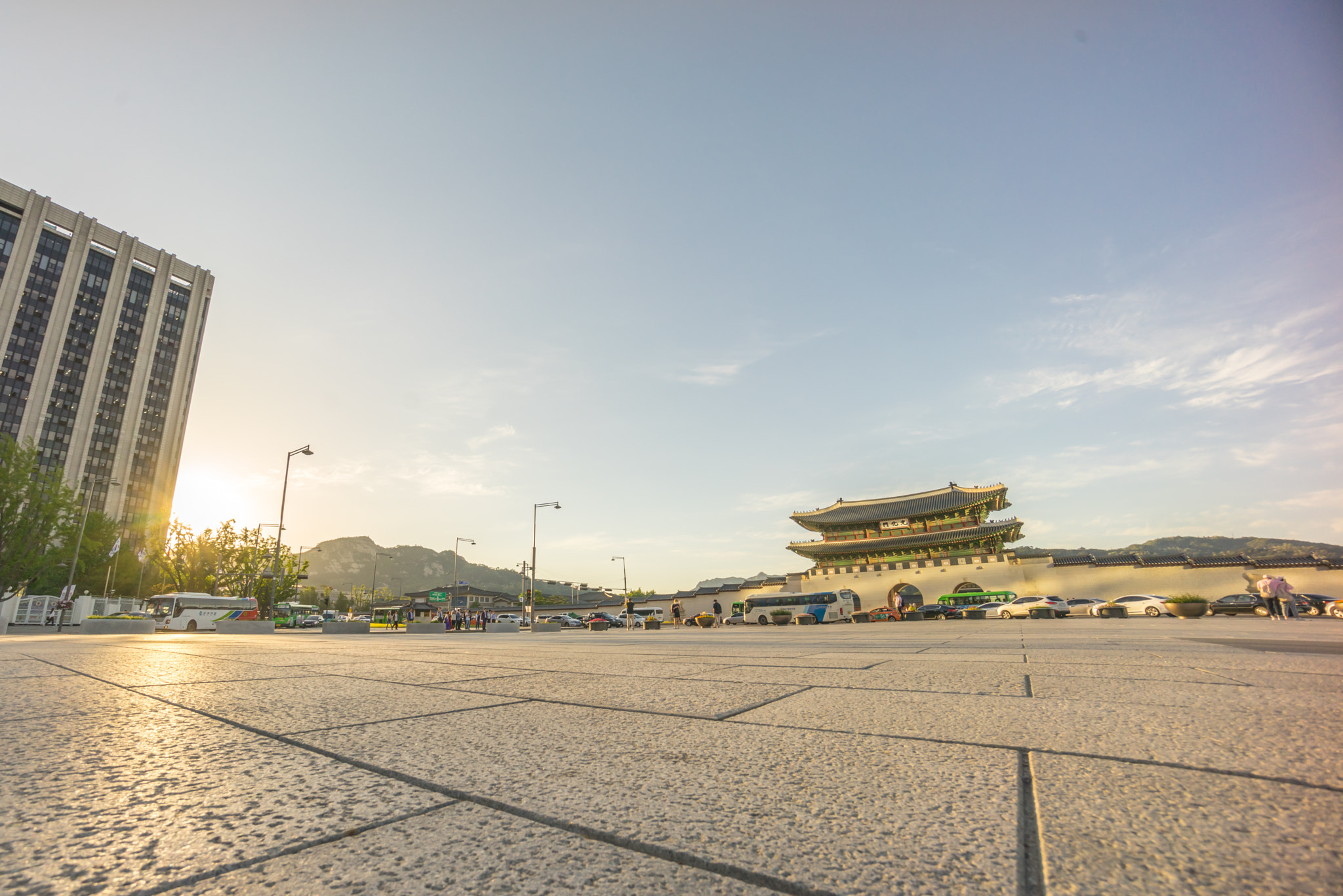 Sony a7R + Sony E 10-18mm F4 OSS sample photo. Gwanghwamun gate, gyeongbokgung palace in seoul, south korea photography