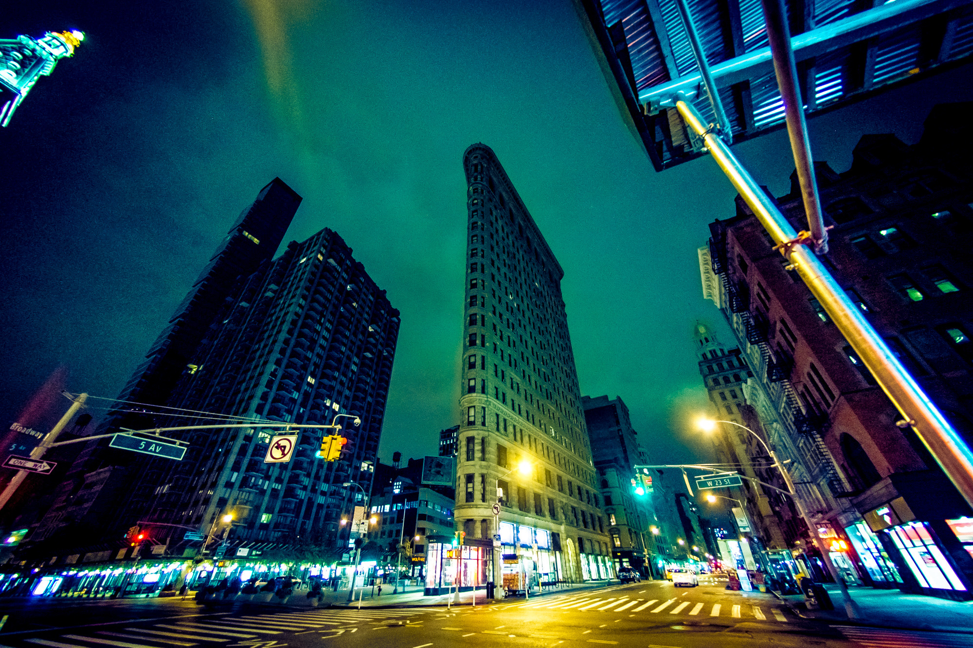 Nikon AF DX Fisheye-Nikkor 10.5mm F2.8G ED sample photo. New york photography