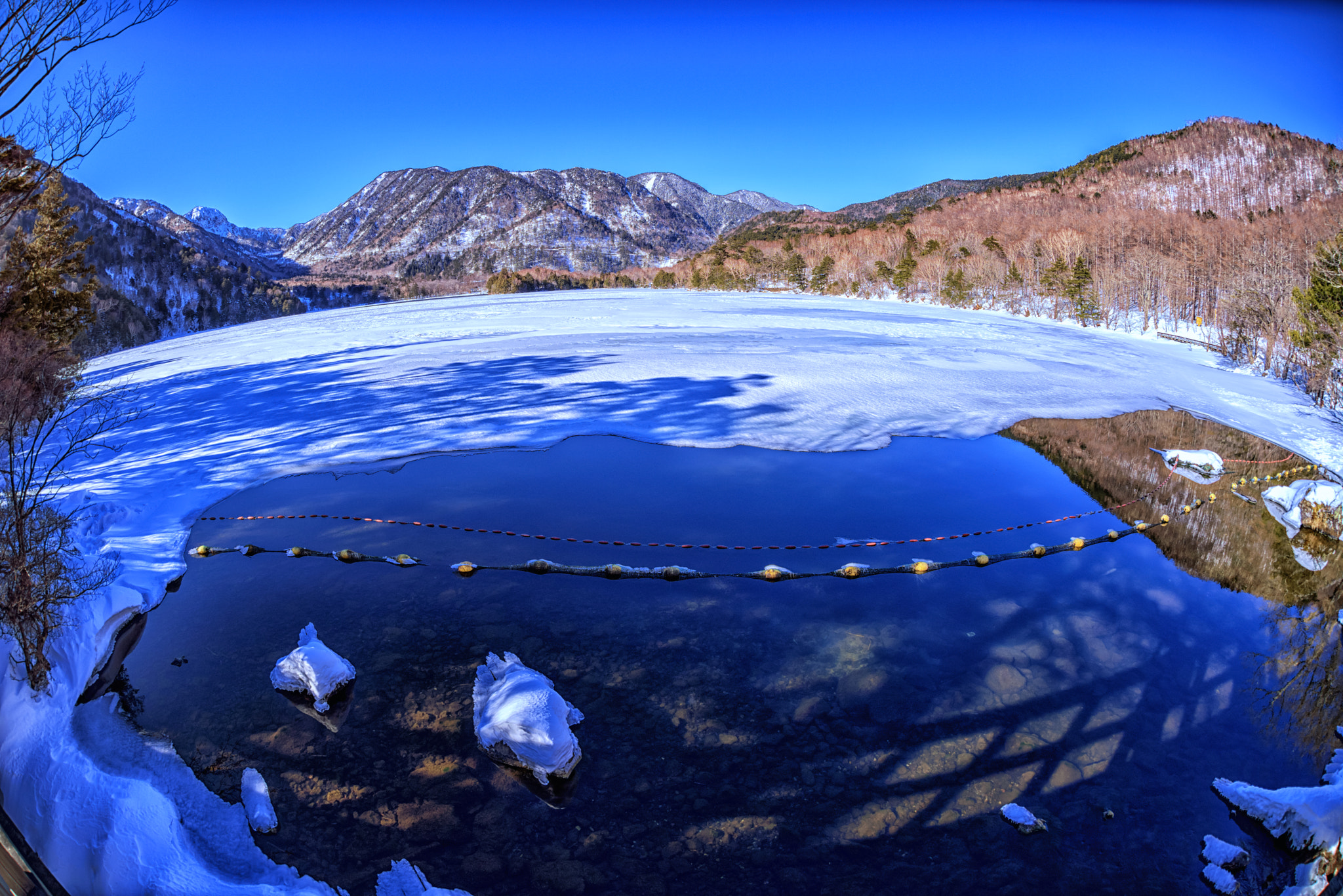 Nikon D810 + Sigma 15mm F2.8 EX DG Diagonal Fisheye sample photo. Lake photography