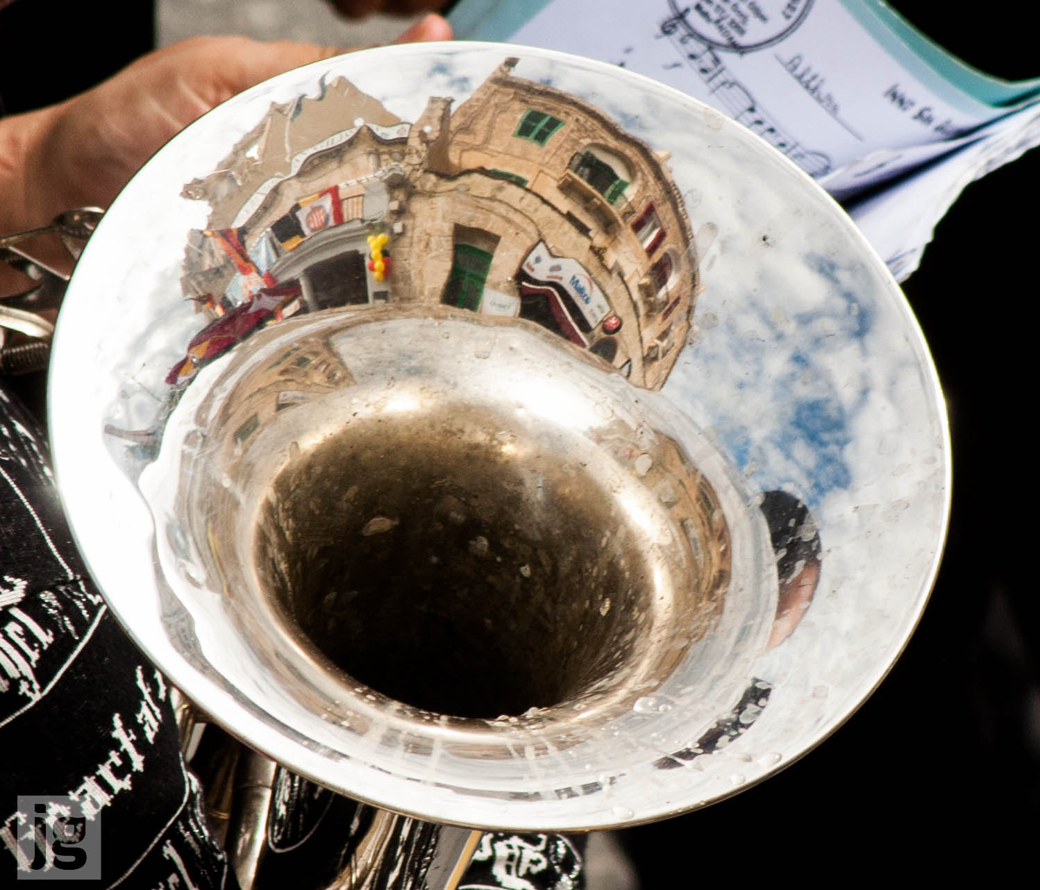 Canon EF 70-300mm F4-5.6 IS USM sample photo. A musical reflection photography