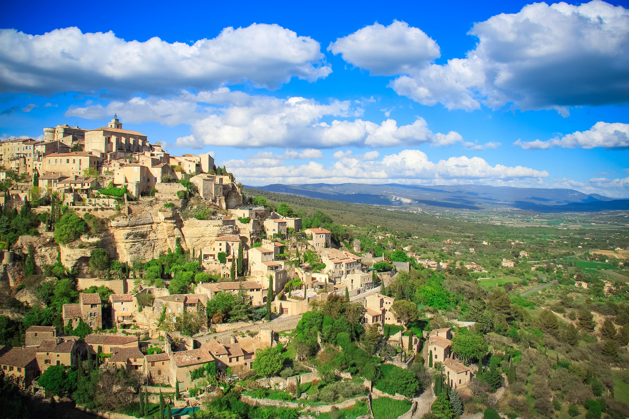 Canon EOS 600D (Rebel EOS T3i / EOS Kiss X5) sample photo. Gordes village photography