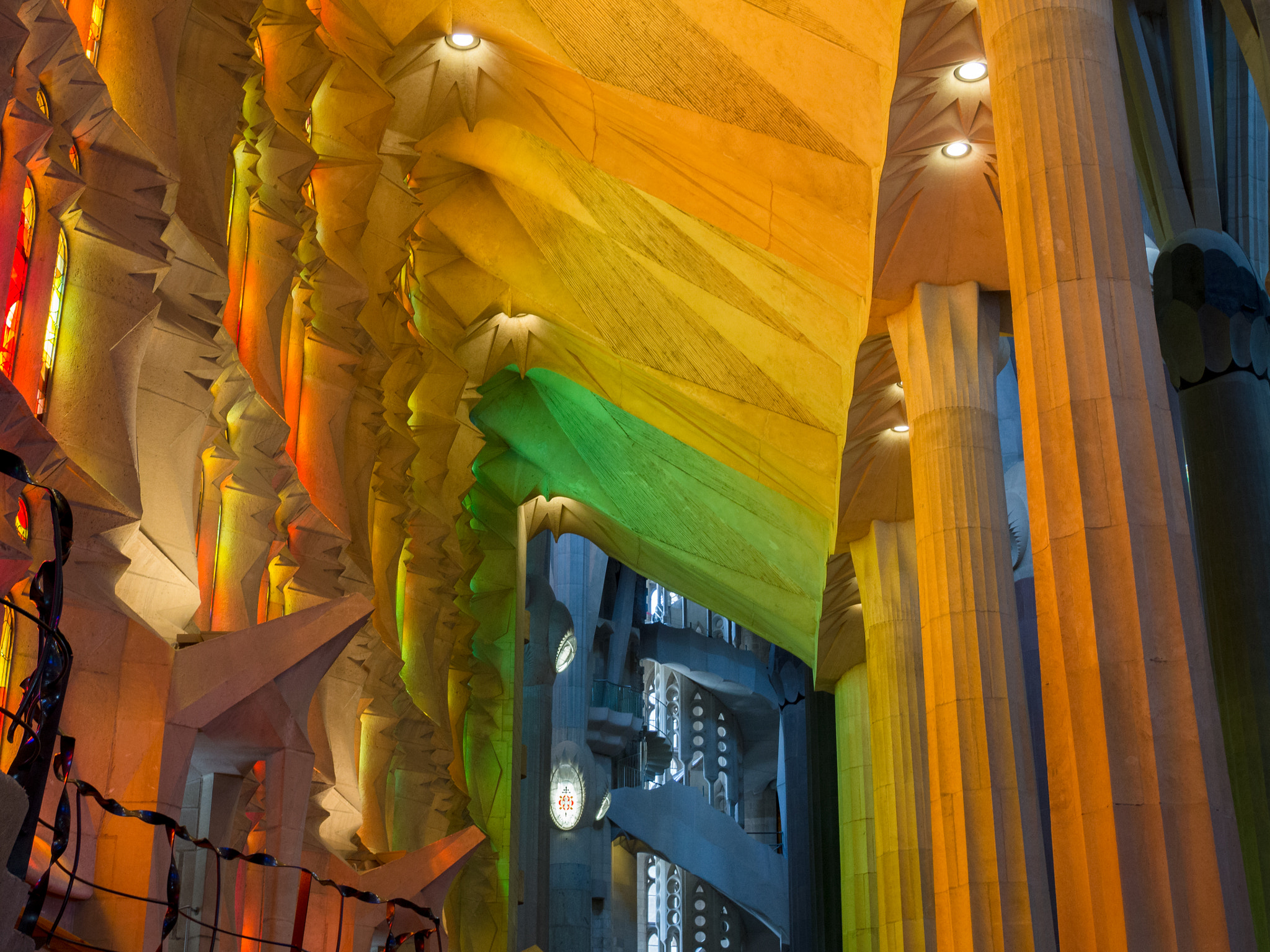 Olympus OM-D E-M10 II + Olympus M.Zuiko Digital 25mm F1.8 sample photo. Light in sagrada familia photography