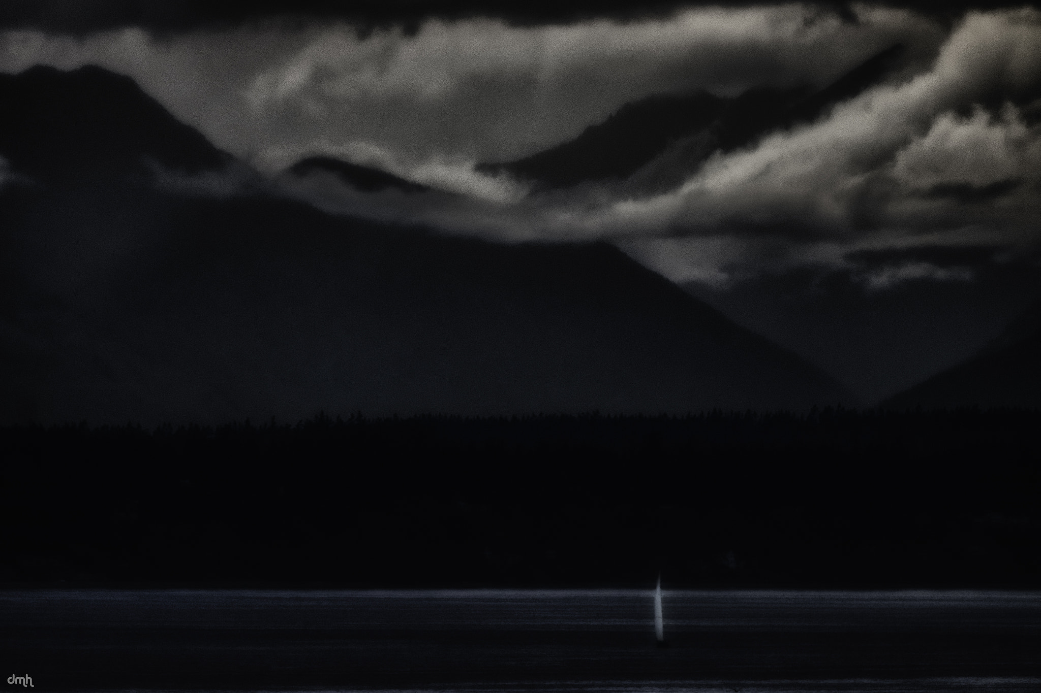 Fujifilm XF 100-400mm F4.5-5.6 R LM OIS WR sample photo. Night descends photography