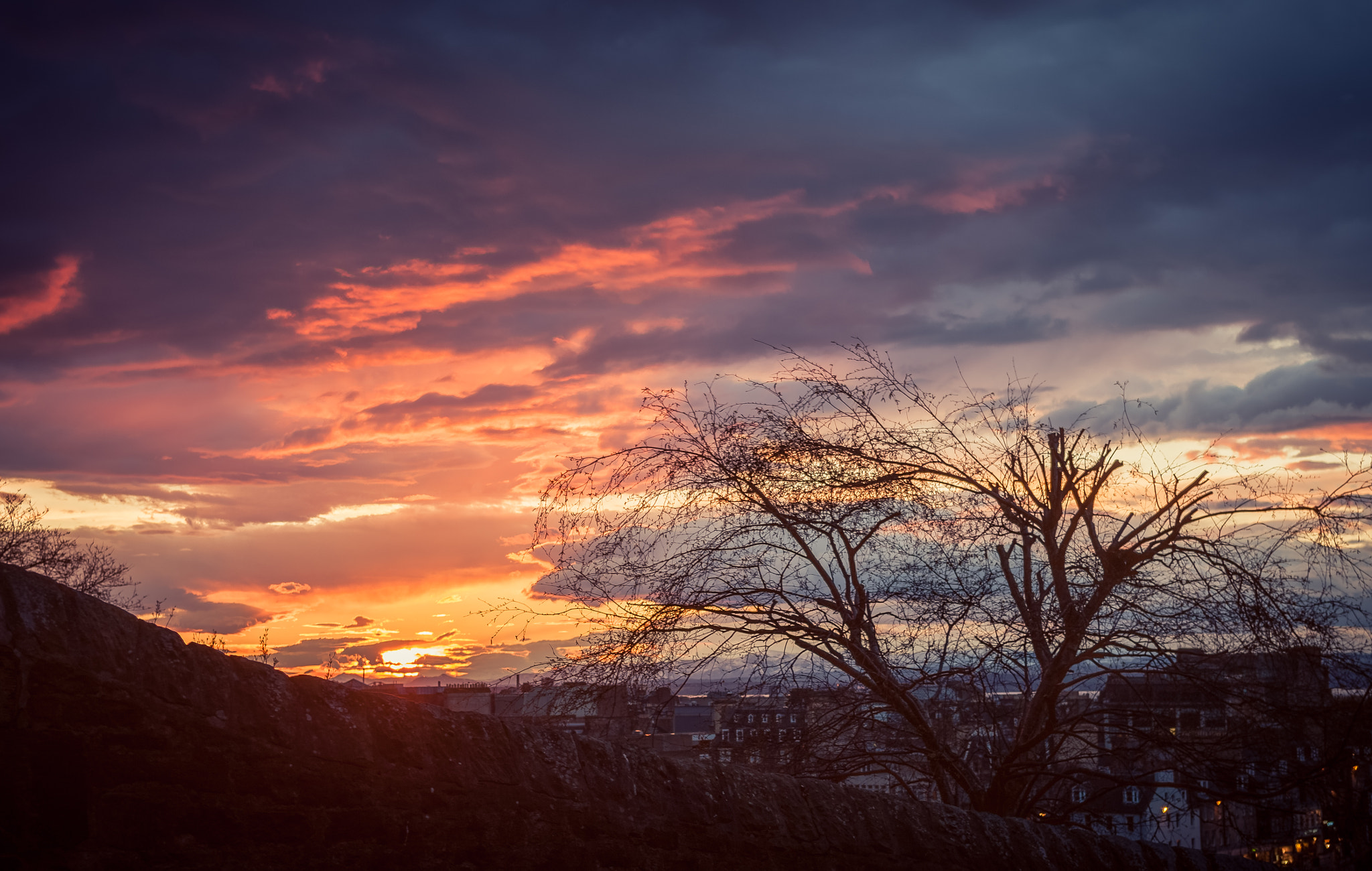Pentax K20D sample photo. Edinburgh sunsets photography