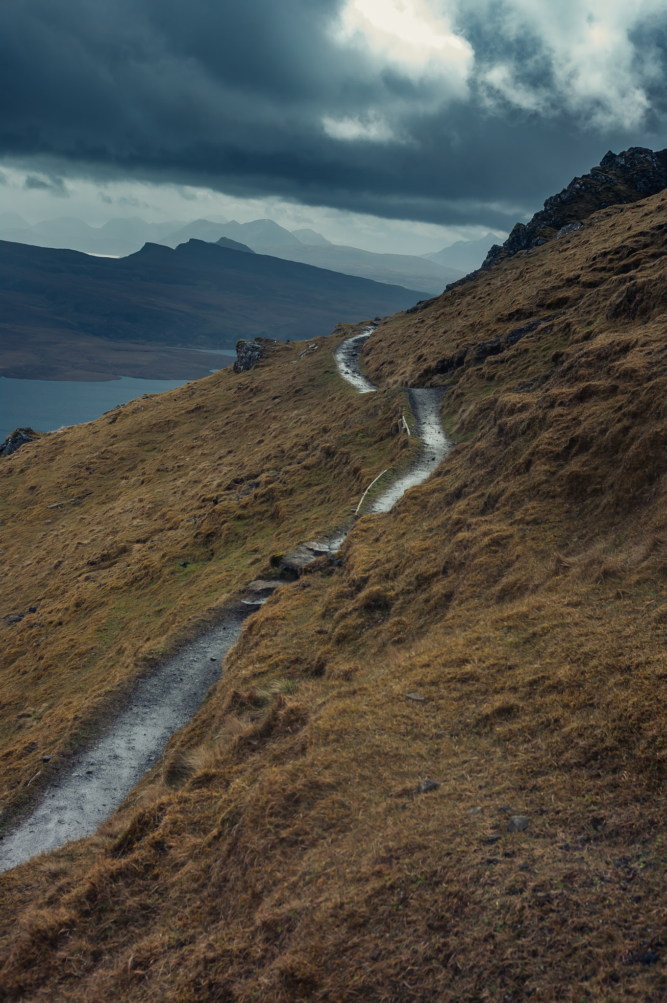 Pentax K20D sample photo. Old man of storr (scotland) photography