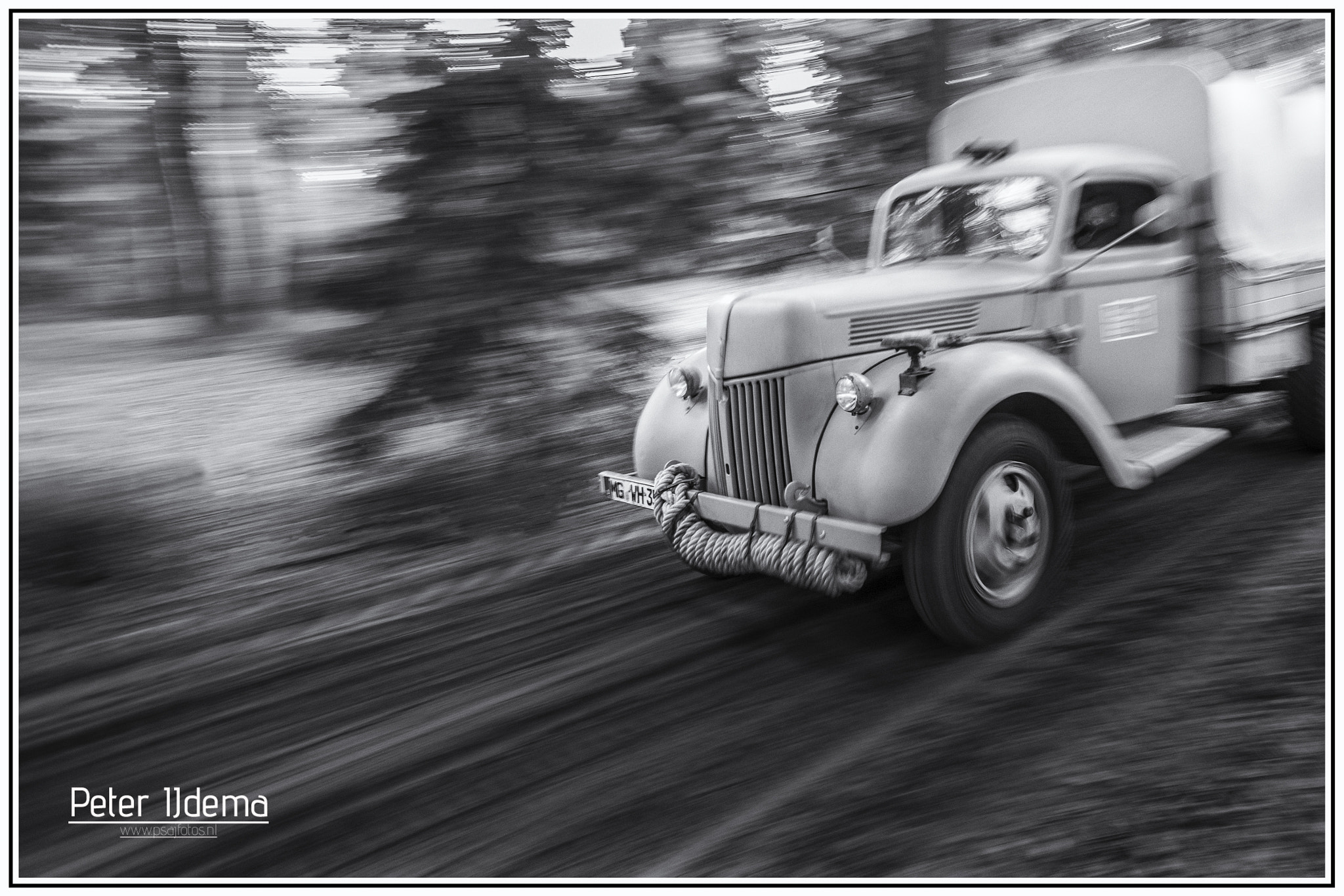 Sigma 10-20mm F3.5 EX DC HSM sample photo. Opel blitz,millitracks overloon photography