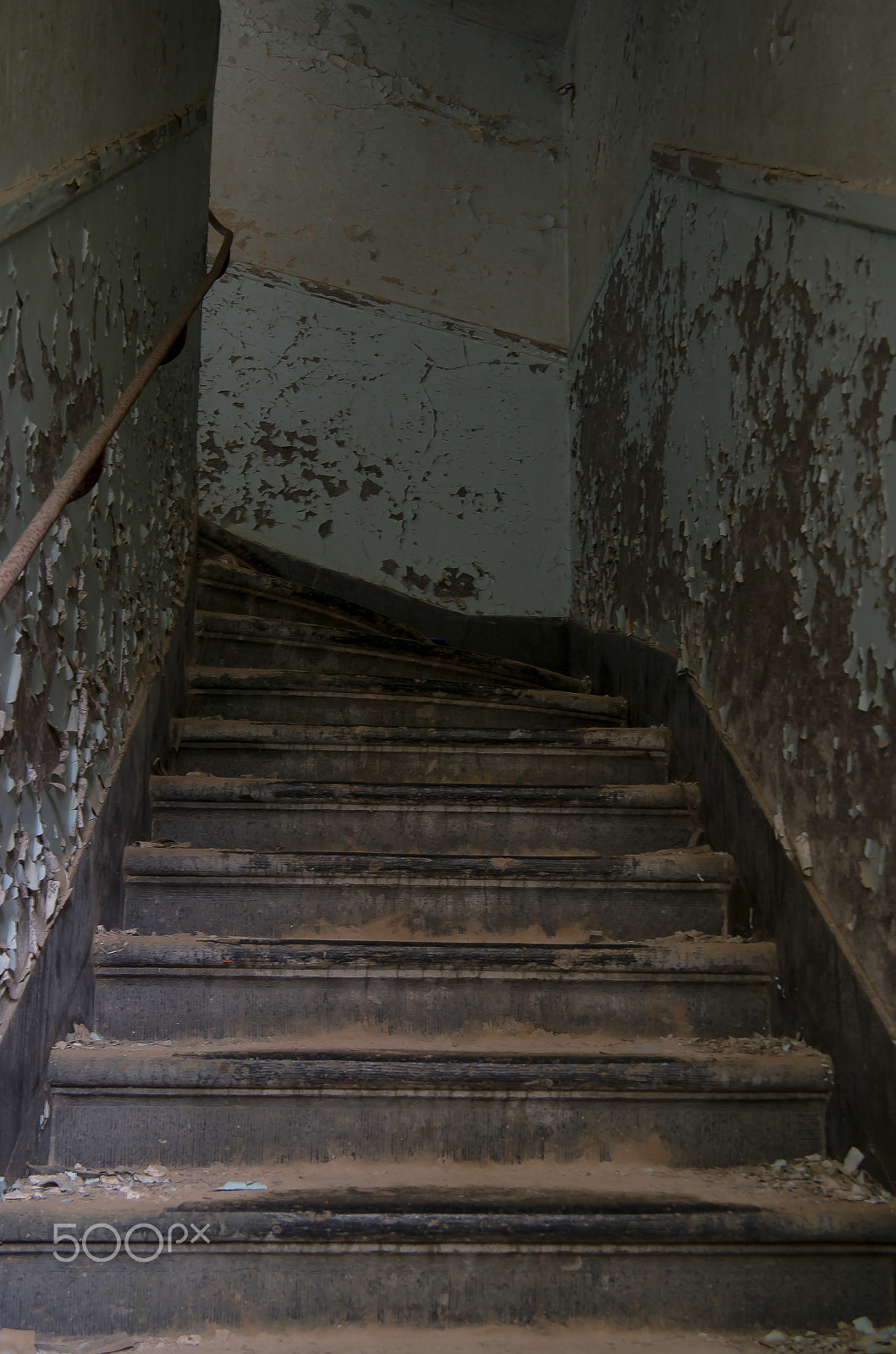 Samsung NX 18-200mm F3.5-6.3 ED OIS sample photo. The stairs photography