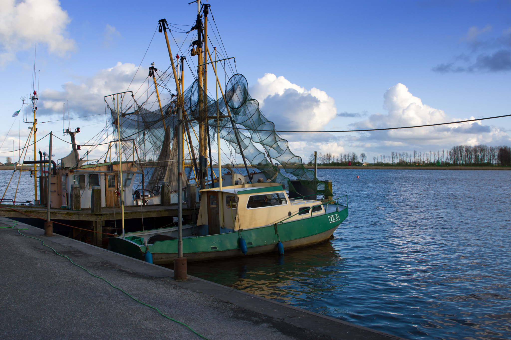 Sigma 70-200mm F2.8 EX DG Macro HSM II sample photo. Fishingboat photography