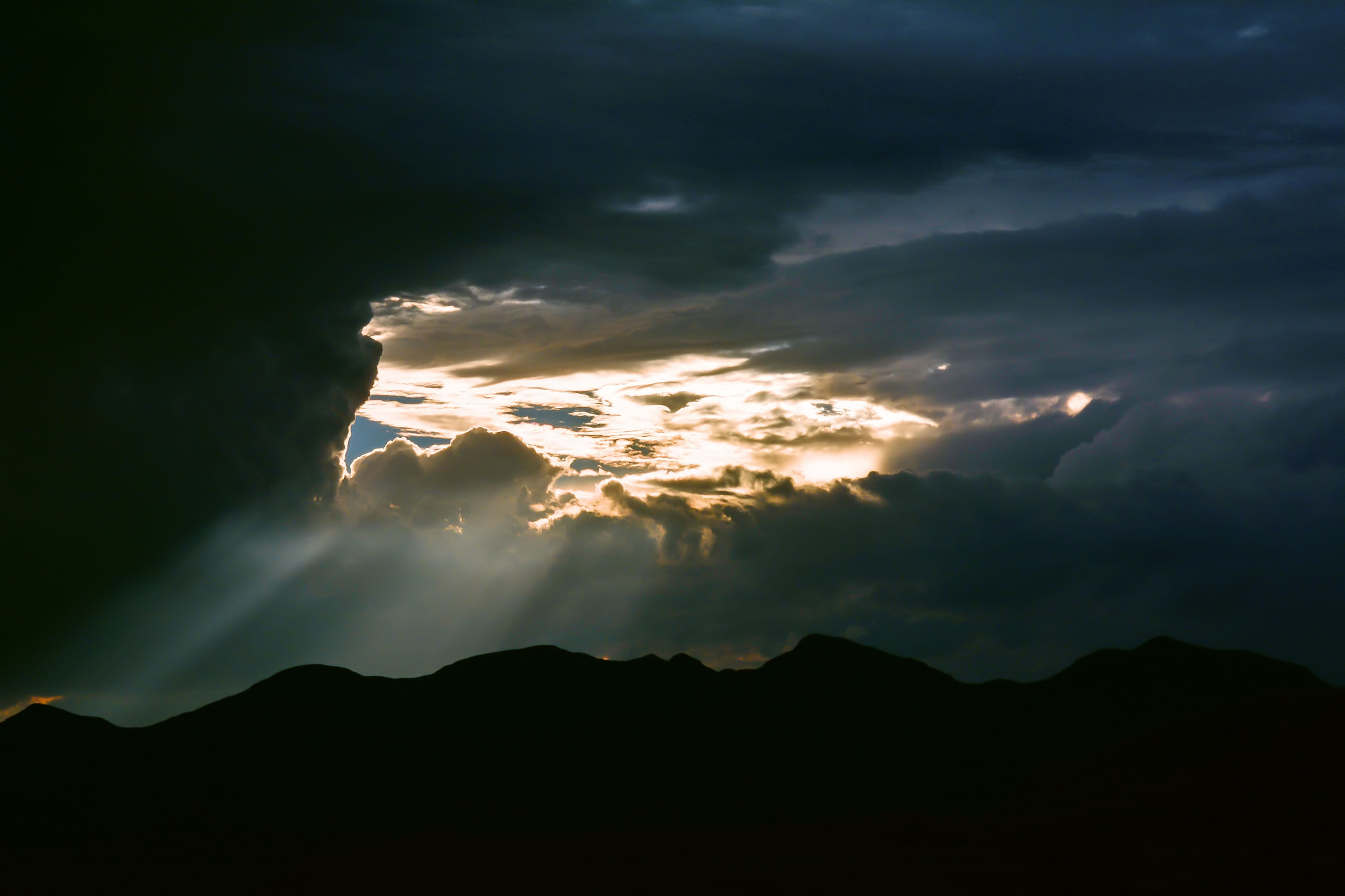 Nikon D5200 + Nikon PC-E Nikkor 24mm F3.5D ED Tilt-Shift sample photo. Sunset over free state photography