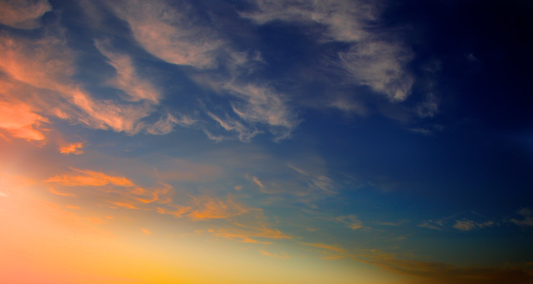 Canon EF 8-15mm F4L Fisheye USM sample photo. Skyisch photography