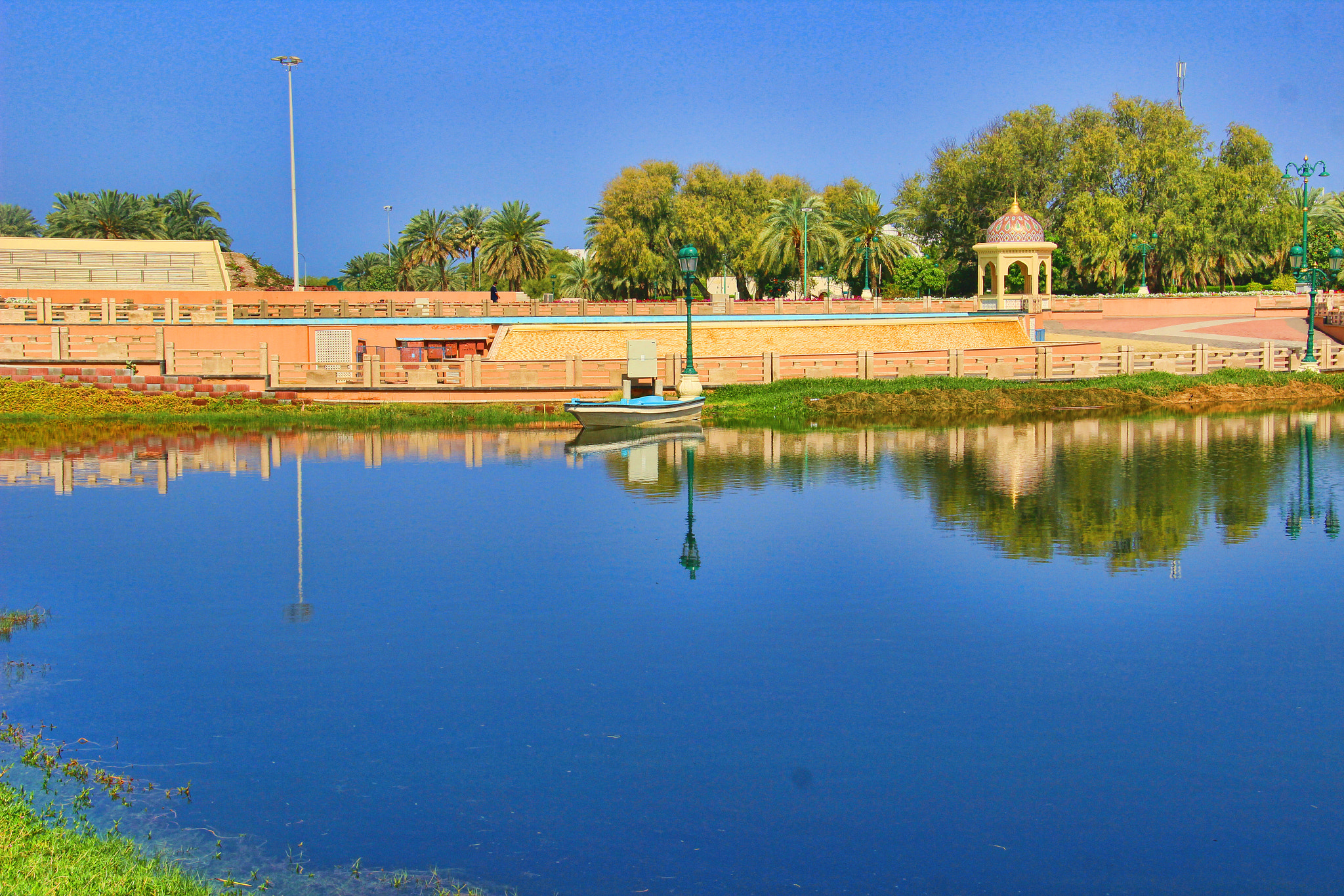 Canon EOS 600D (Rebel EOS T3i / EOS Kiss X5) sample photo. Qurum park photography