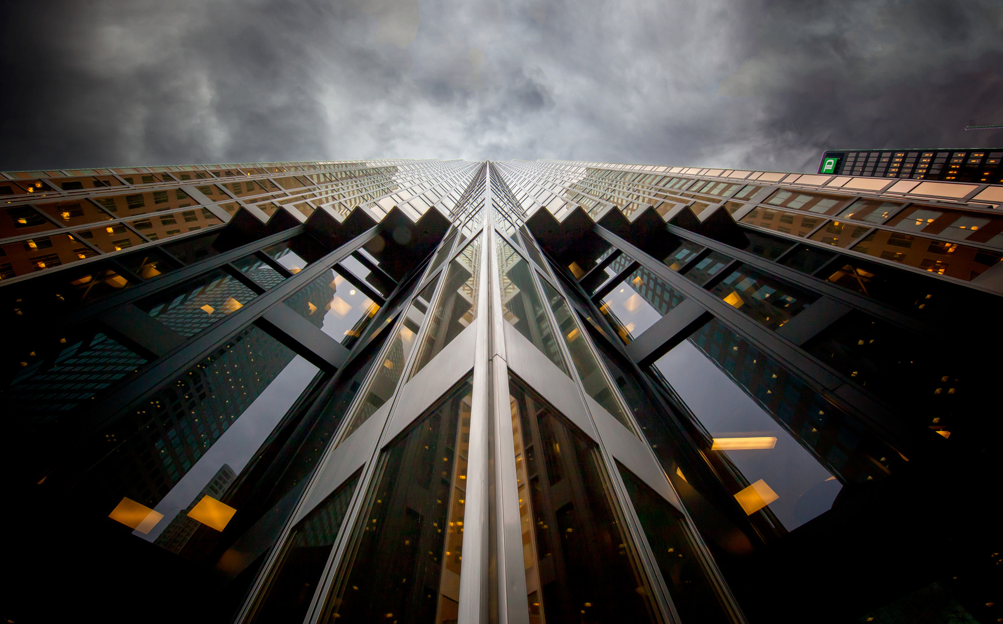 Canon EF 11-24mm F4L USM sample photo. Scotiabank plaza photography