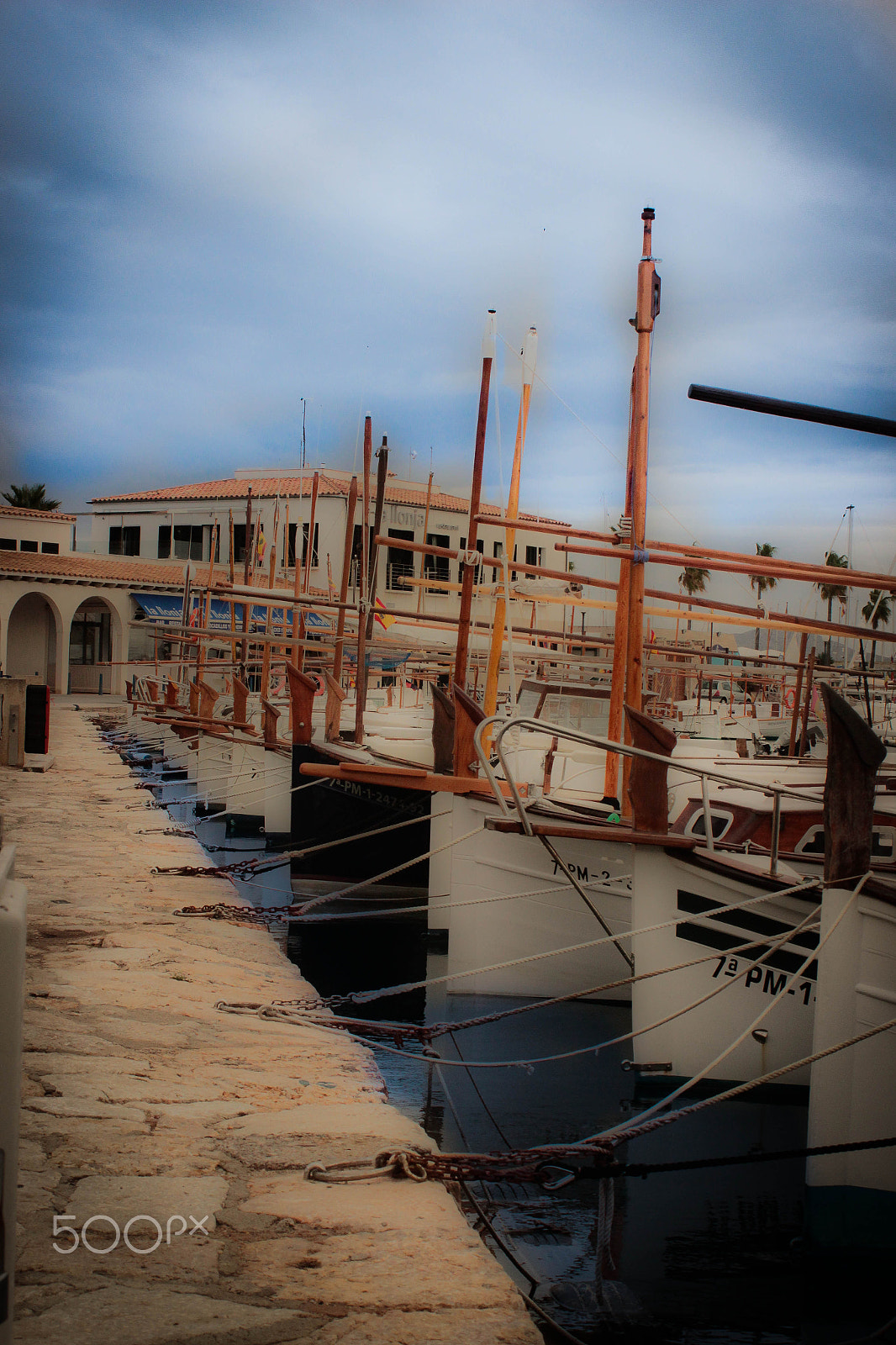 Canon EF 28-80mm f/3.5-5.6 sample photo. Harbour photography