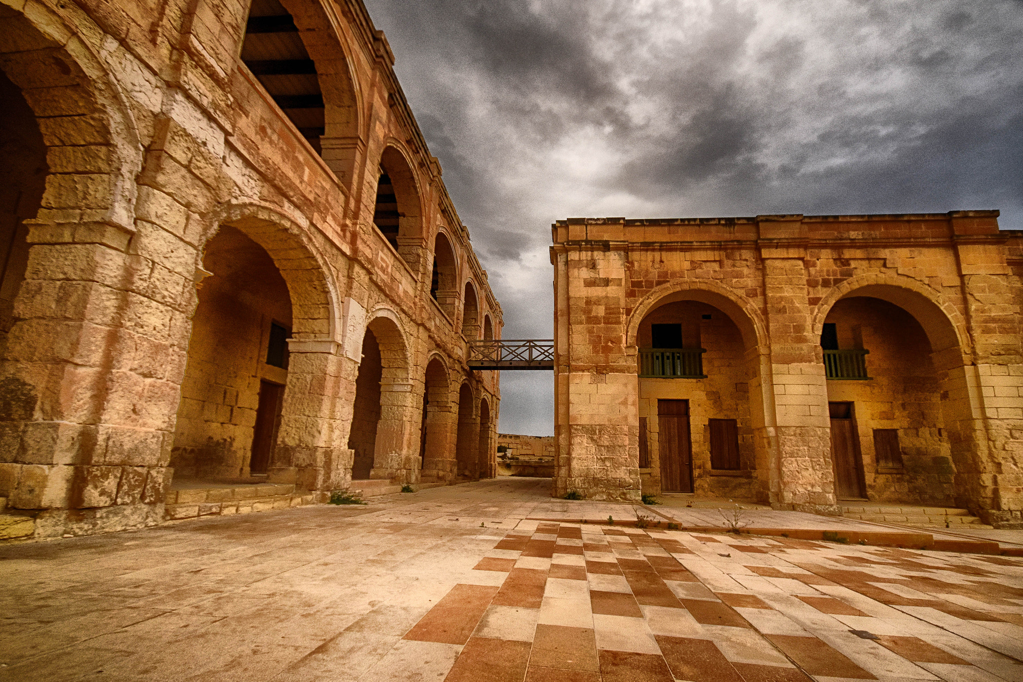 Sigma 10-20mm F4-5.6 EX DC HSM sample photo. Valletta photography