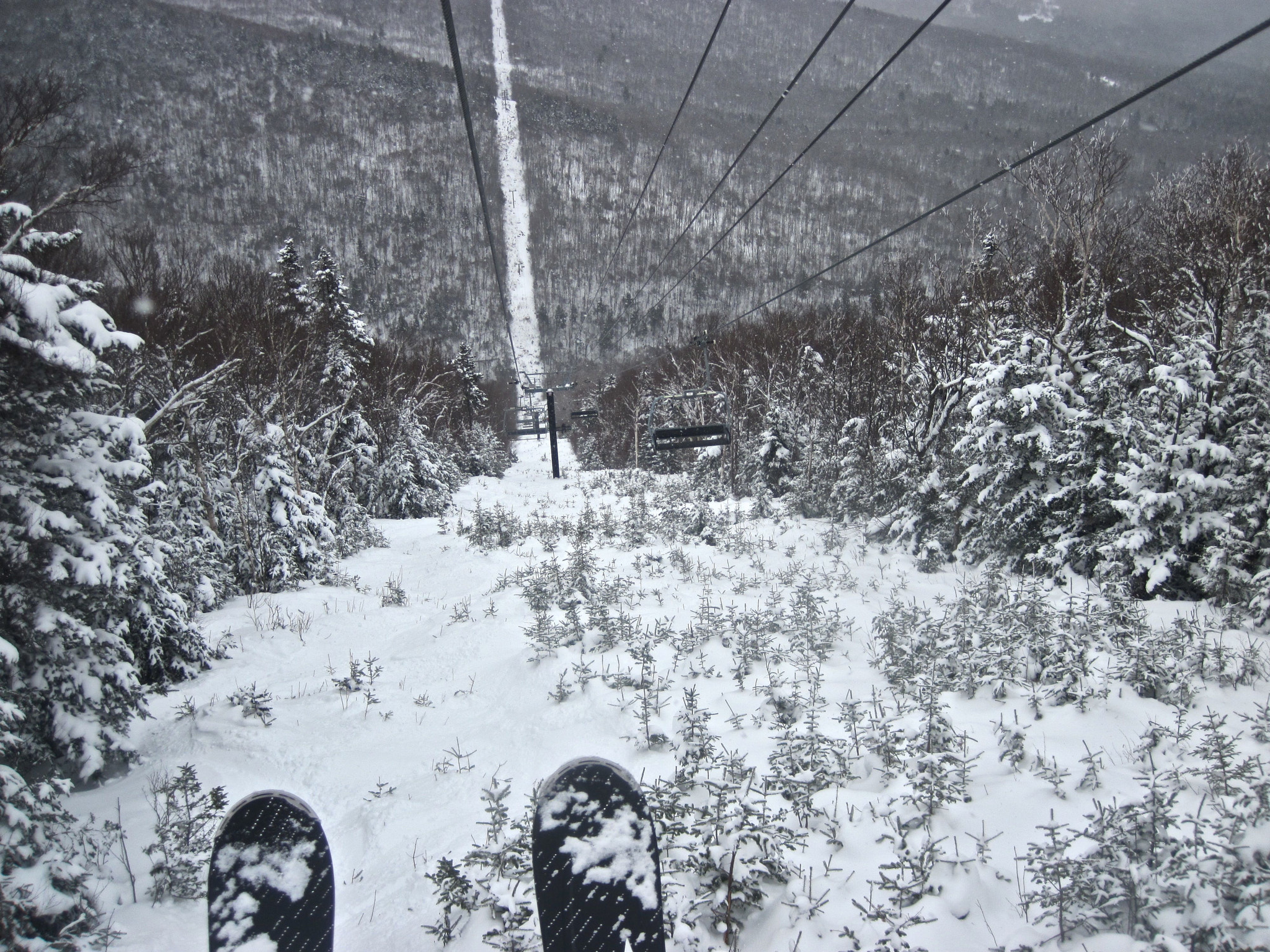 Canon PowerShot D10 sample photo. Sugarbush mount ellen lift skis photography