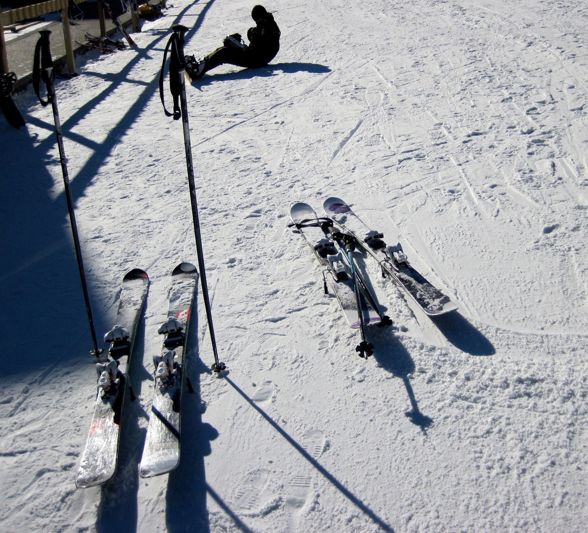 Canon PowerShot D10 sample photo. Sugarbush snowboarder skis base photography
