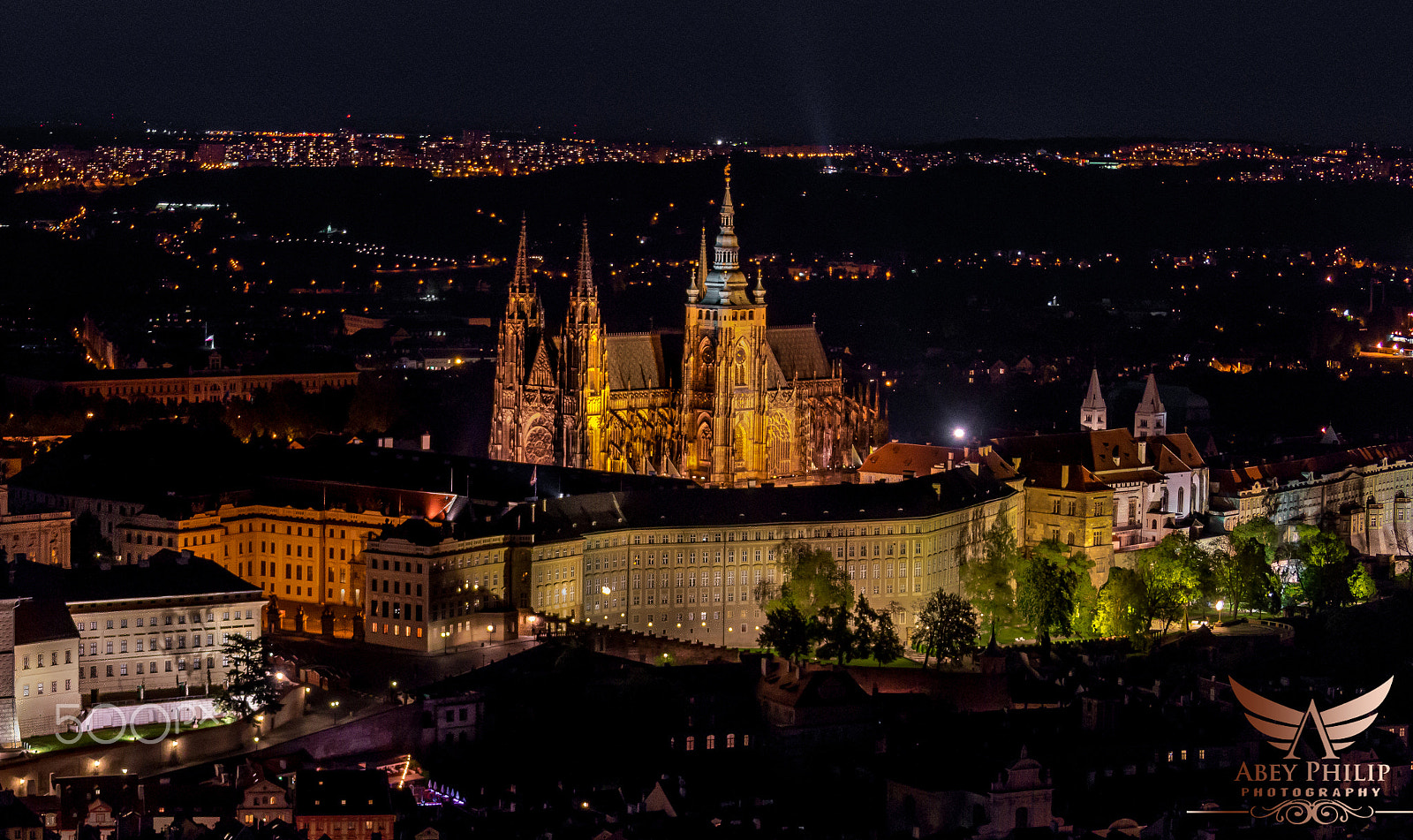 Canon EF 28-300mm F3.5-5.6L IS USM sample photo. Prague castle photography
