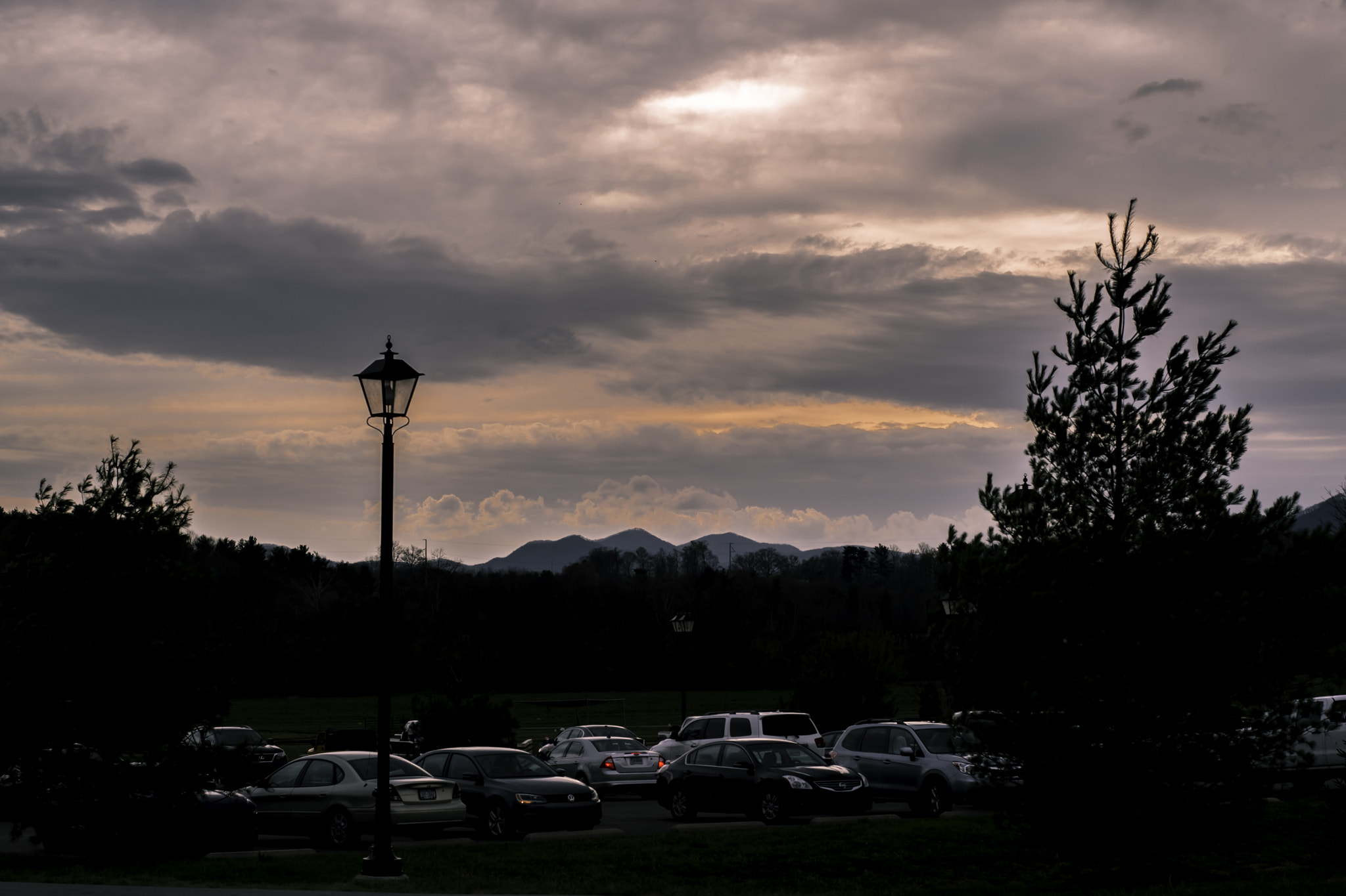 Nikon D5500 + Nikon AF Nikkor 50mm F1.8D sample photo. Sunset at the biltmore photography