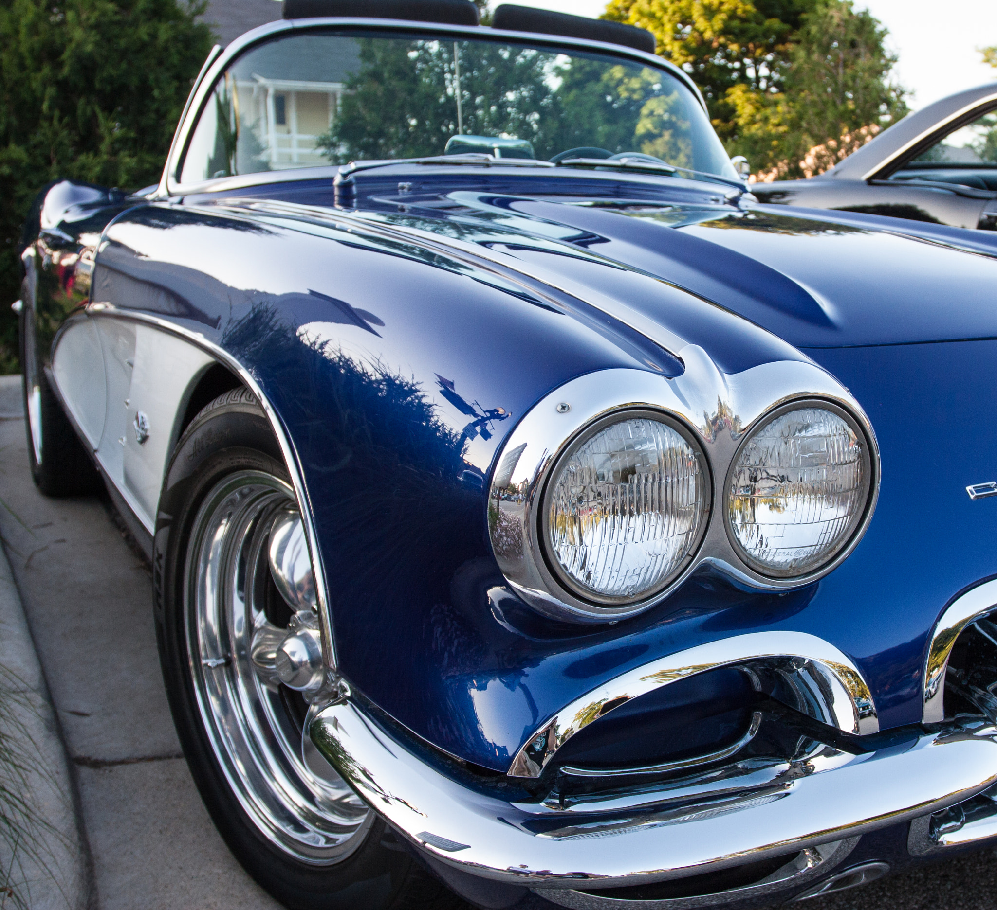 Canon EOS 450D (EOS Rebel XSi / EOS Kiss X2) sample photo. 50s corvette photography