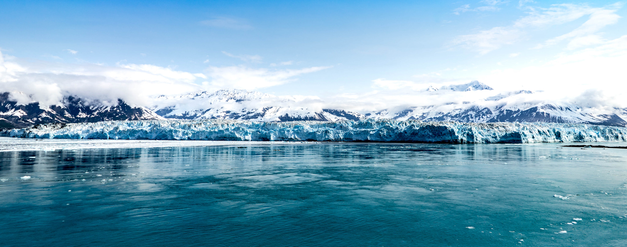 Sony a7 II + FE 21mm F2.8 sample photo. Hubbard glacier alaska (wide) photography