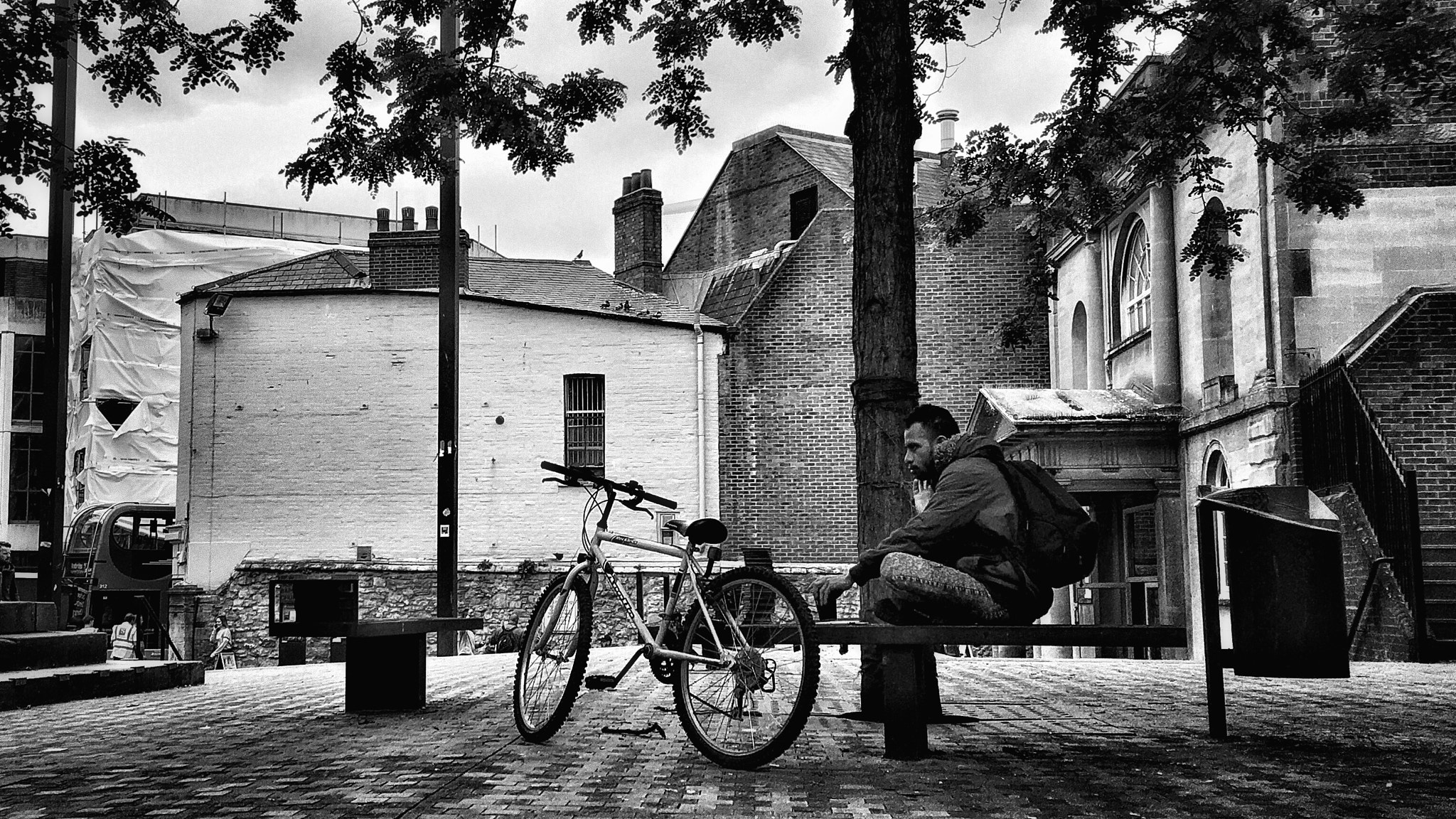 Jag.gr 645 PRO Mk III for Apple iPhone 6s sample photo. A bench and a bike photography