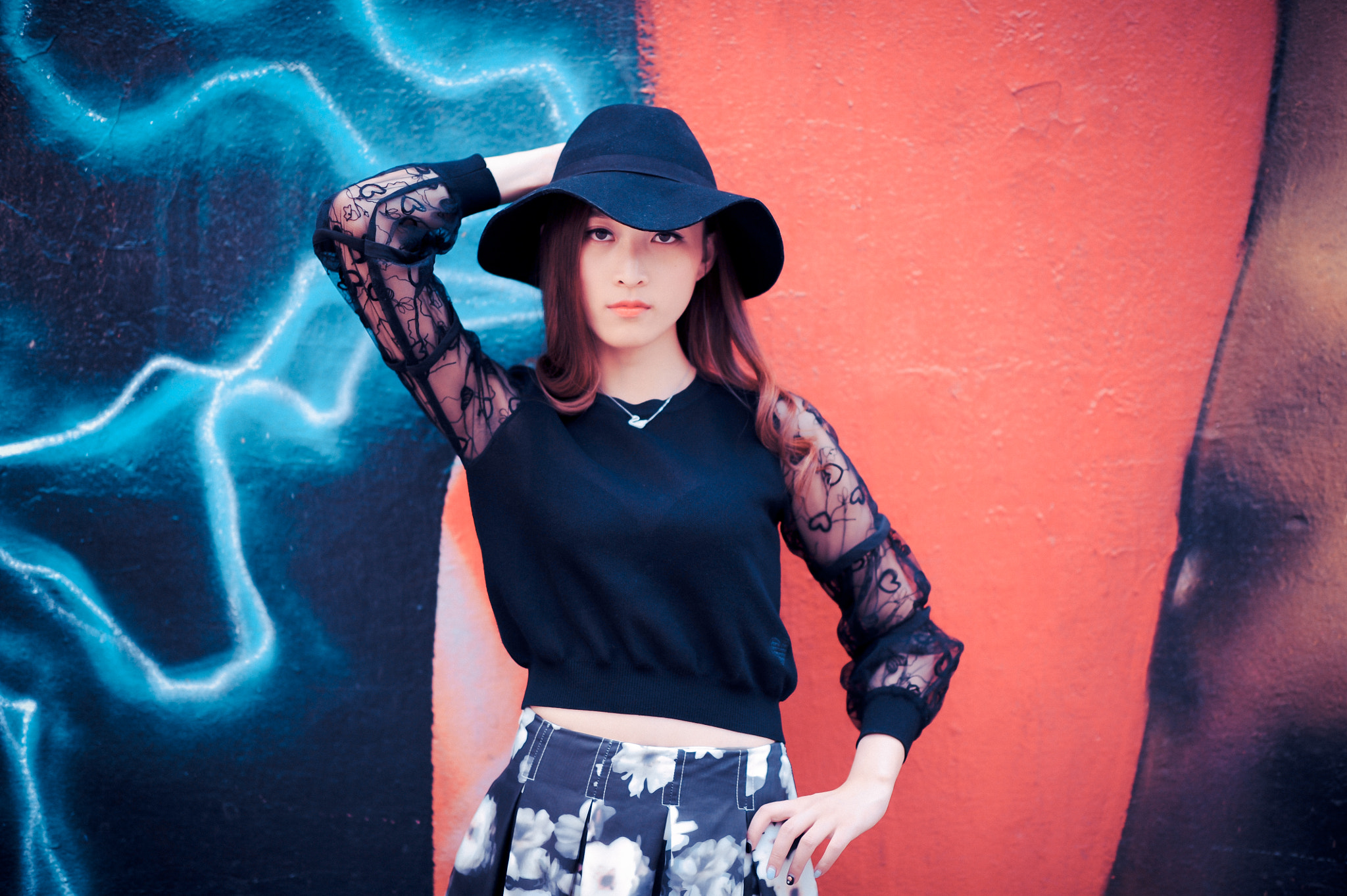 Nikon D3S + Nikon AF-S Nikkor 85mm F1.4G sample photo. Graffiti wall girl photography