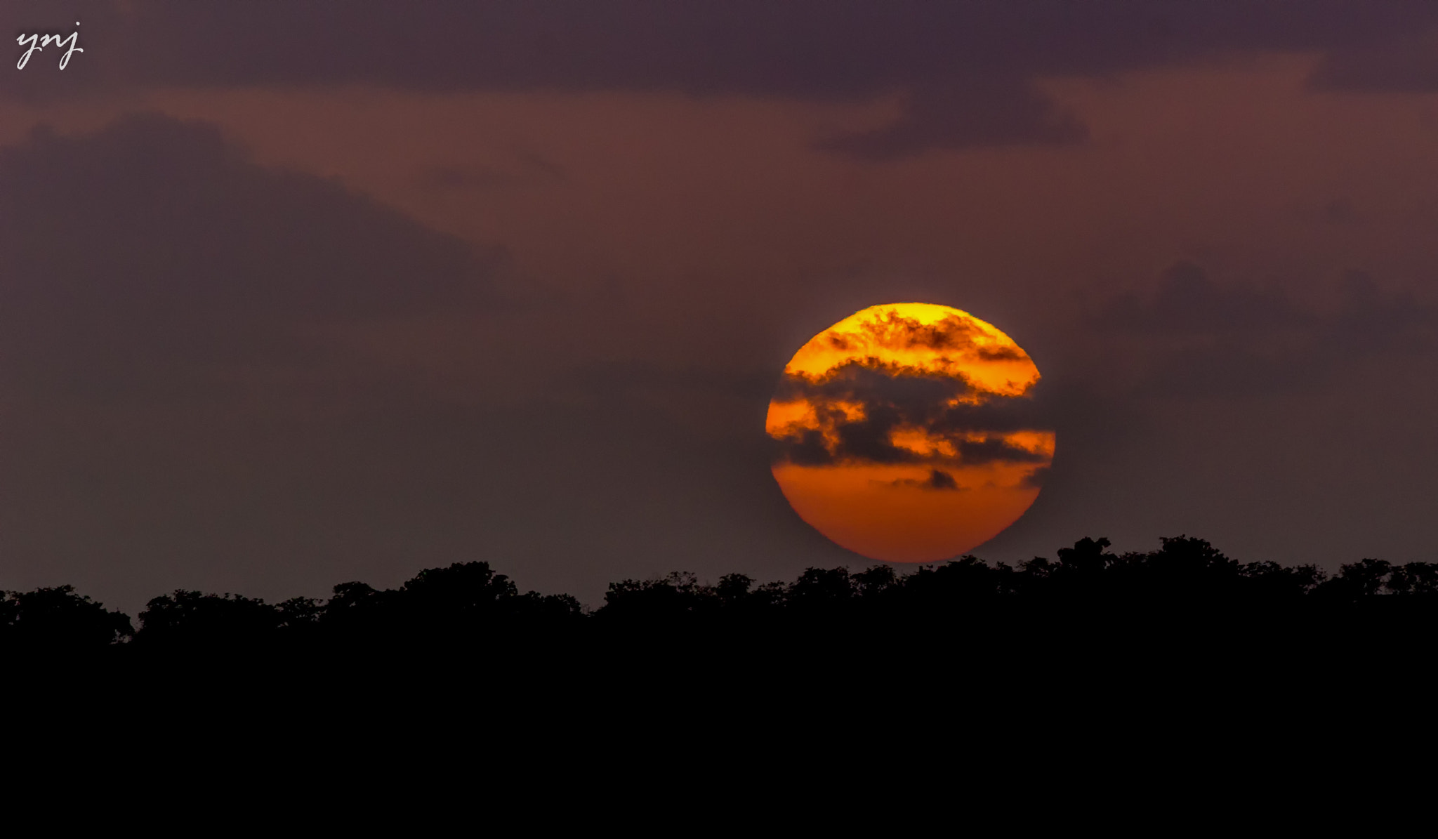 Canon EF 400mm F5.6L USM sample photo. Setting sun photography