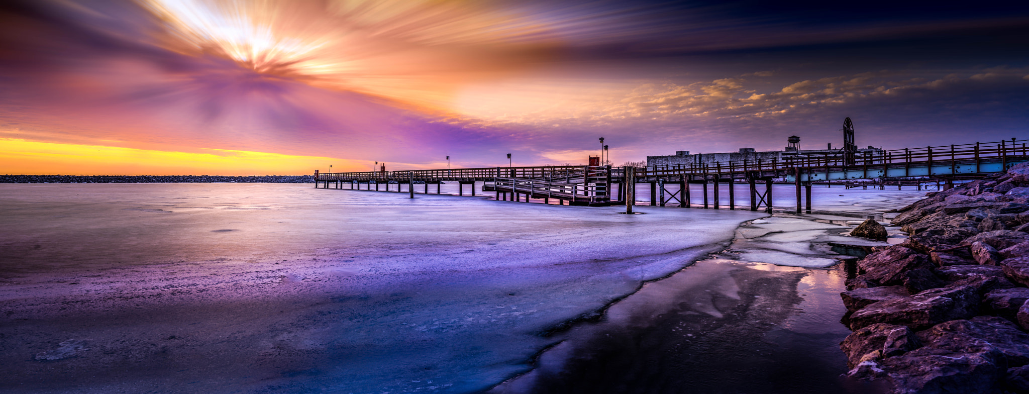 Nikon D750 + Samyang 35mm F1.4 AS UMC sample photo. Charlie's boat house photography