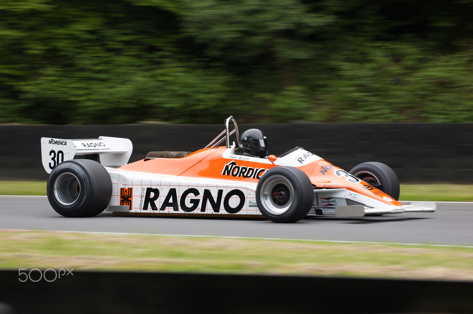 Nikon D40 sample photo. Arrows a4 brands hatch 2016 photography