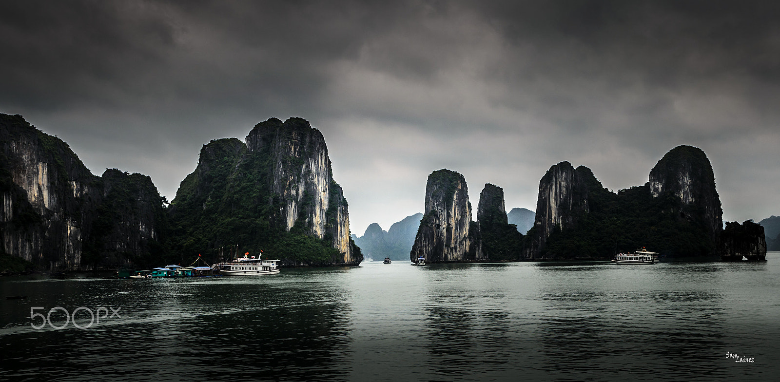 Nikon AF-S Nikkor 24-70mm F2.8E ED VR sample photo. The watchers photography