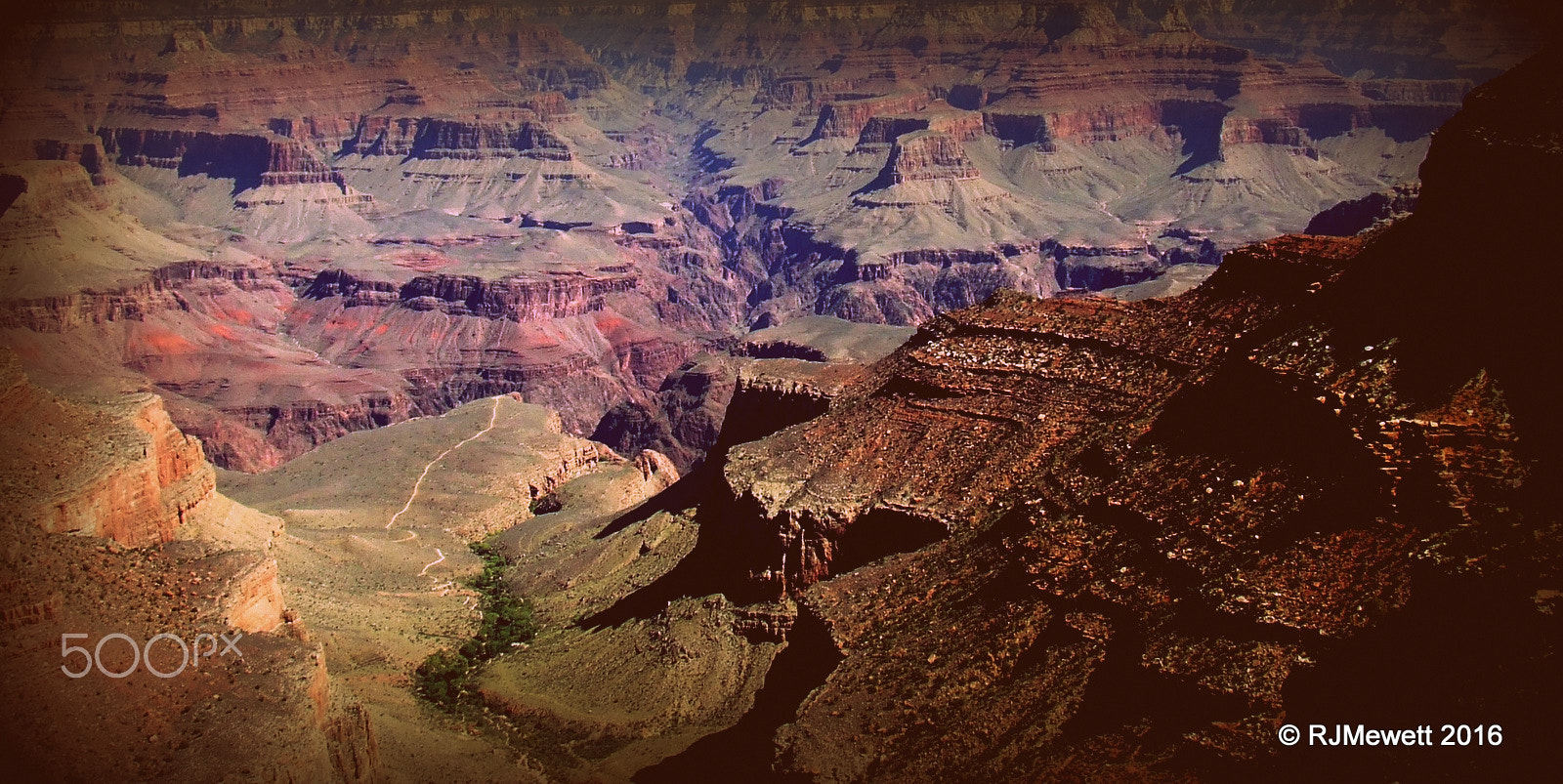 Fujifilm FinePix Z3 sample photo. Colours.....grand canyon...and white footpath photography