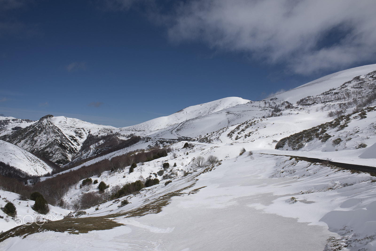 Nikon D810 + Nikon AF Nikkor 28mm F2.8D sample photo. Puerto de la ventana, somiedo, asturias, spain. photography