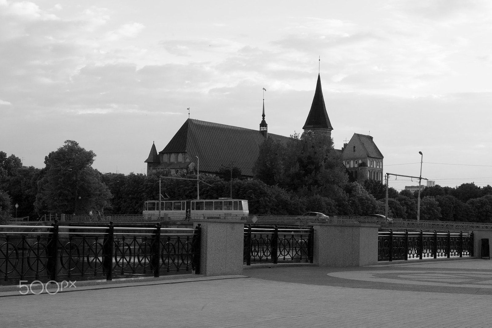 Sony Alpha DSLR-A450 + Sony DT 18-55mm F3.5-5.6 SAM sample photo. Königsberg cathedral photography