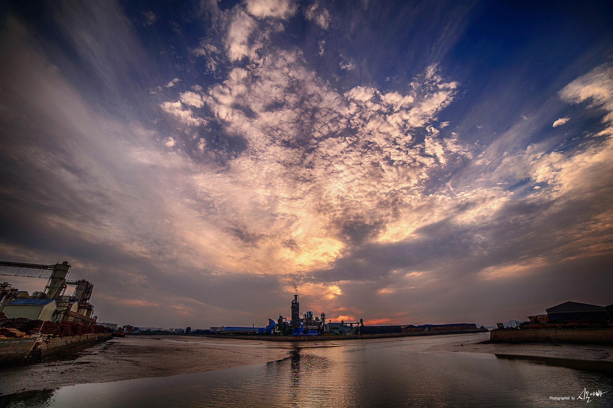 Nikon D3S sample photo. Bookseong pogu(port) @incheon, south korea photography