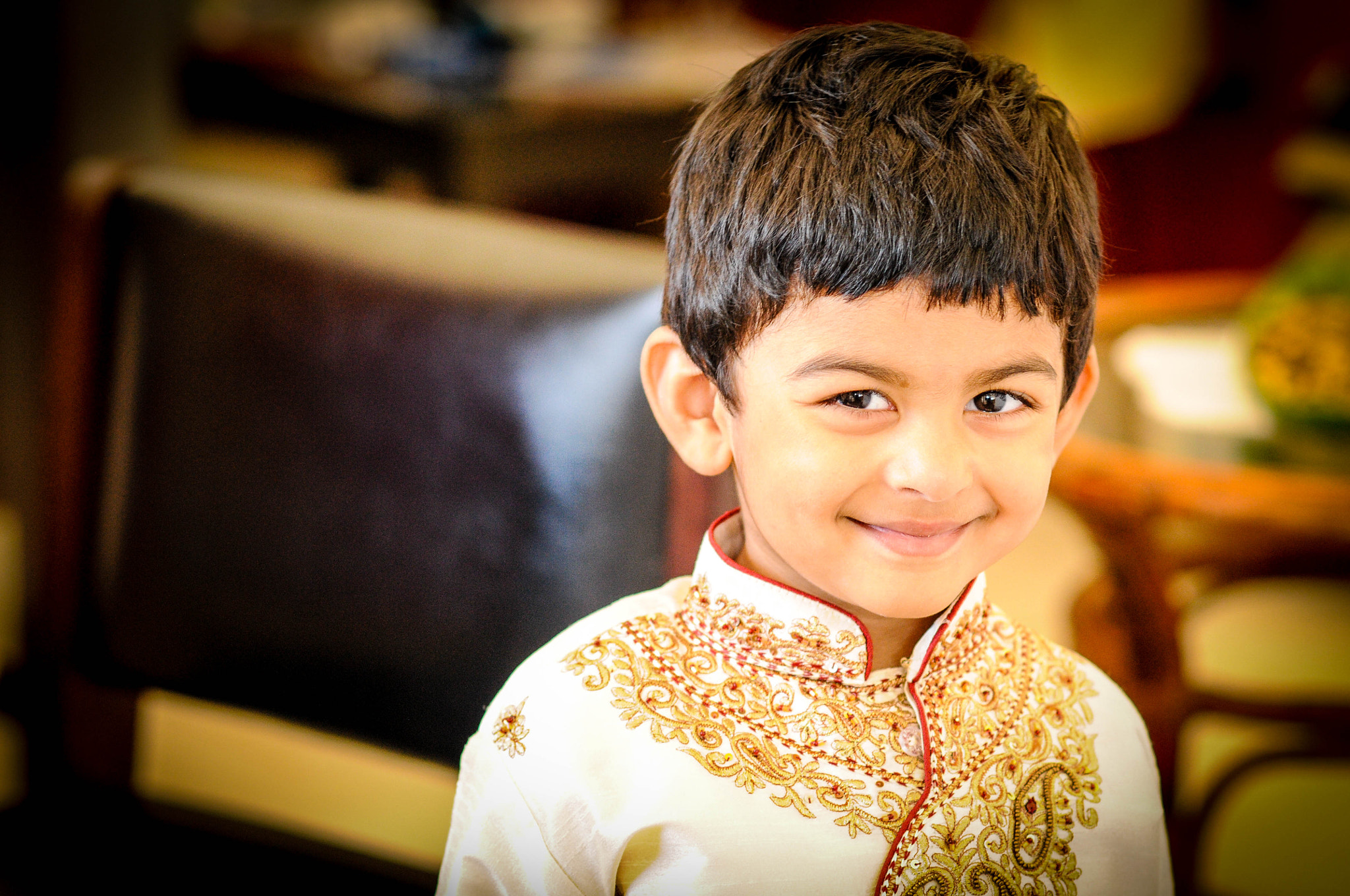 Nikon D300S + Nikon AF Nikkor 85mm F1.8D sample photo. Smiling kid photography