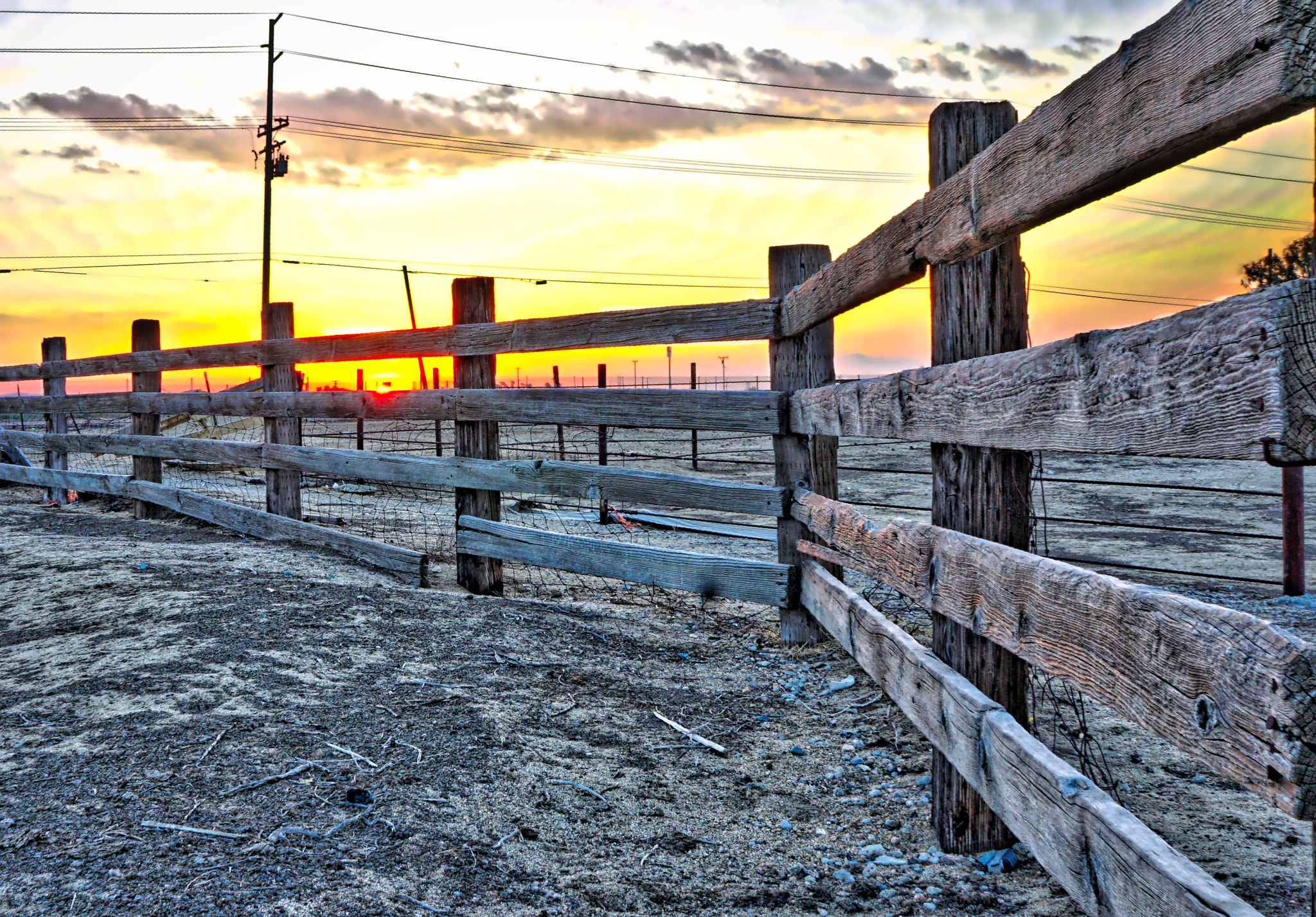 Tamron 18-200mm F3.5-6.3 Di III VC sample photo. Western fence photography