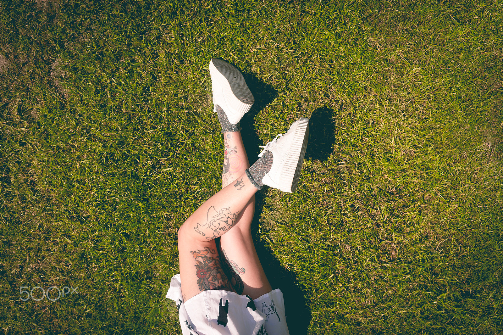 Nikon D700 + Nikon AF-S Nikkor 24mm F1.8G ED sample photo. Sneakers & tattoos [3] photography